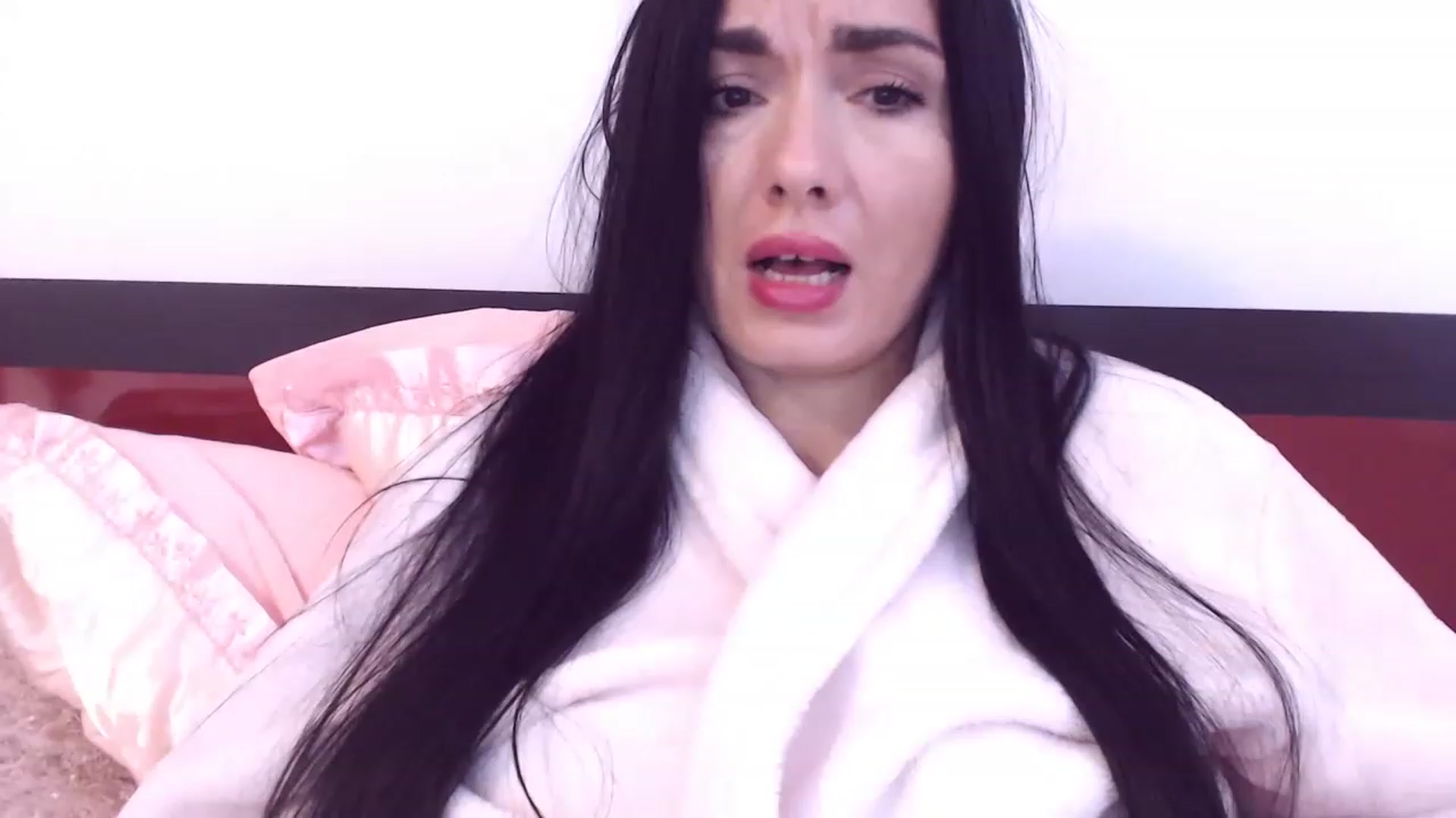 Gallery image thumbnail from CaffeeLatte's myfreecams stream on, 03/12/2023, 08:38 image 20 of 20