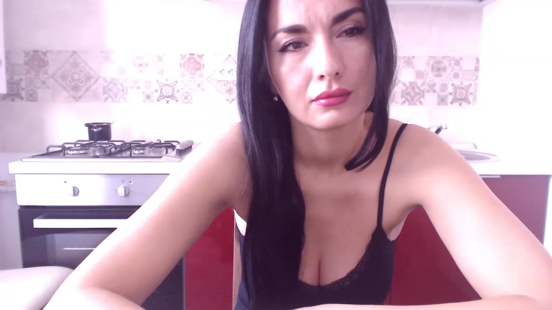 Gallery image thumbnail from CaffeeLatte's myfreecams stream on, 03/18/2023, 07:08 image 7 of 20