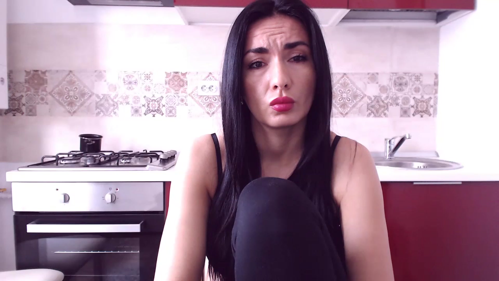 Gallery image thumbnail from CaffeeLatte's myfreecams stream on, 03/21/2023, 07:46 image 1 of 20