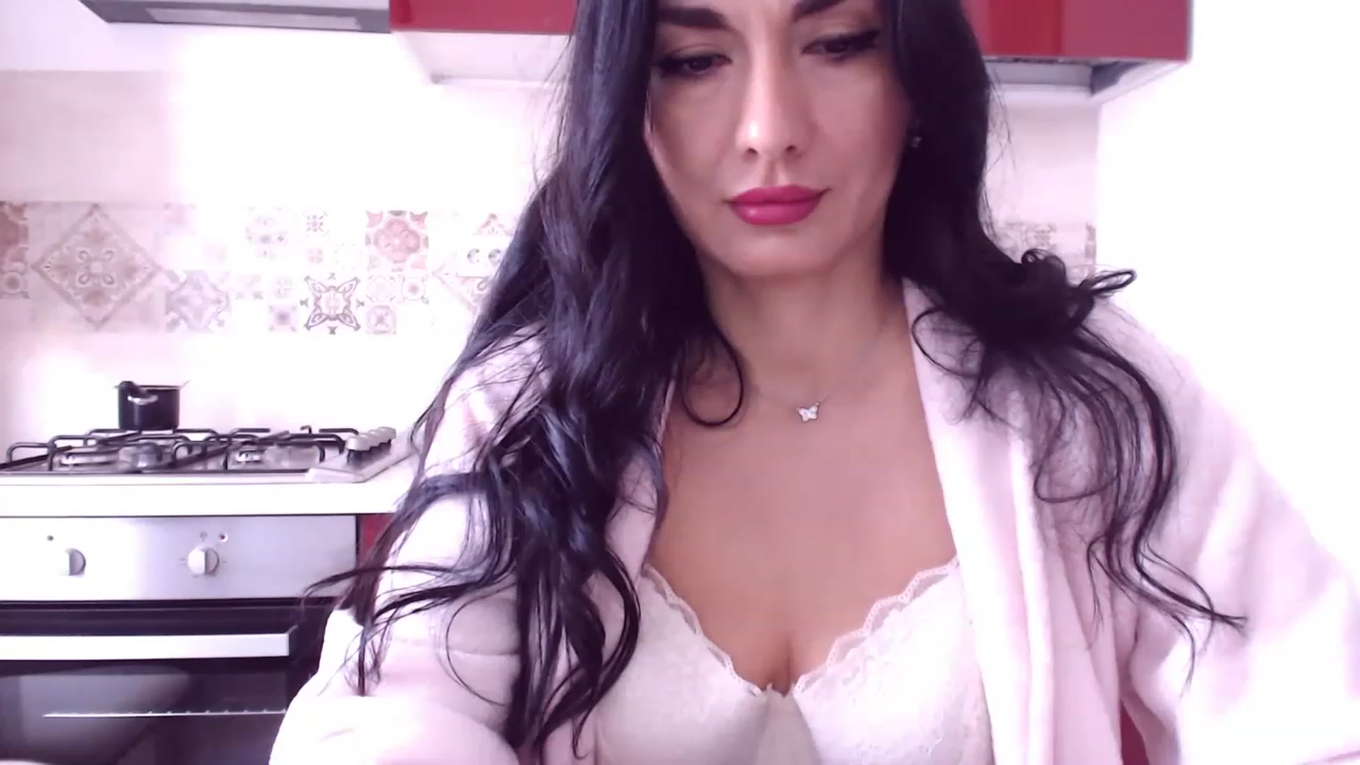 Gallery image thumbnail from CaffeeLatte's myfreecams stream on, 03/25/2023, 08:38 image 1 of 20