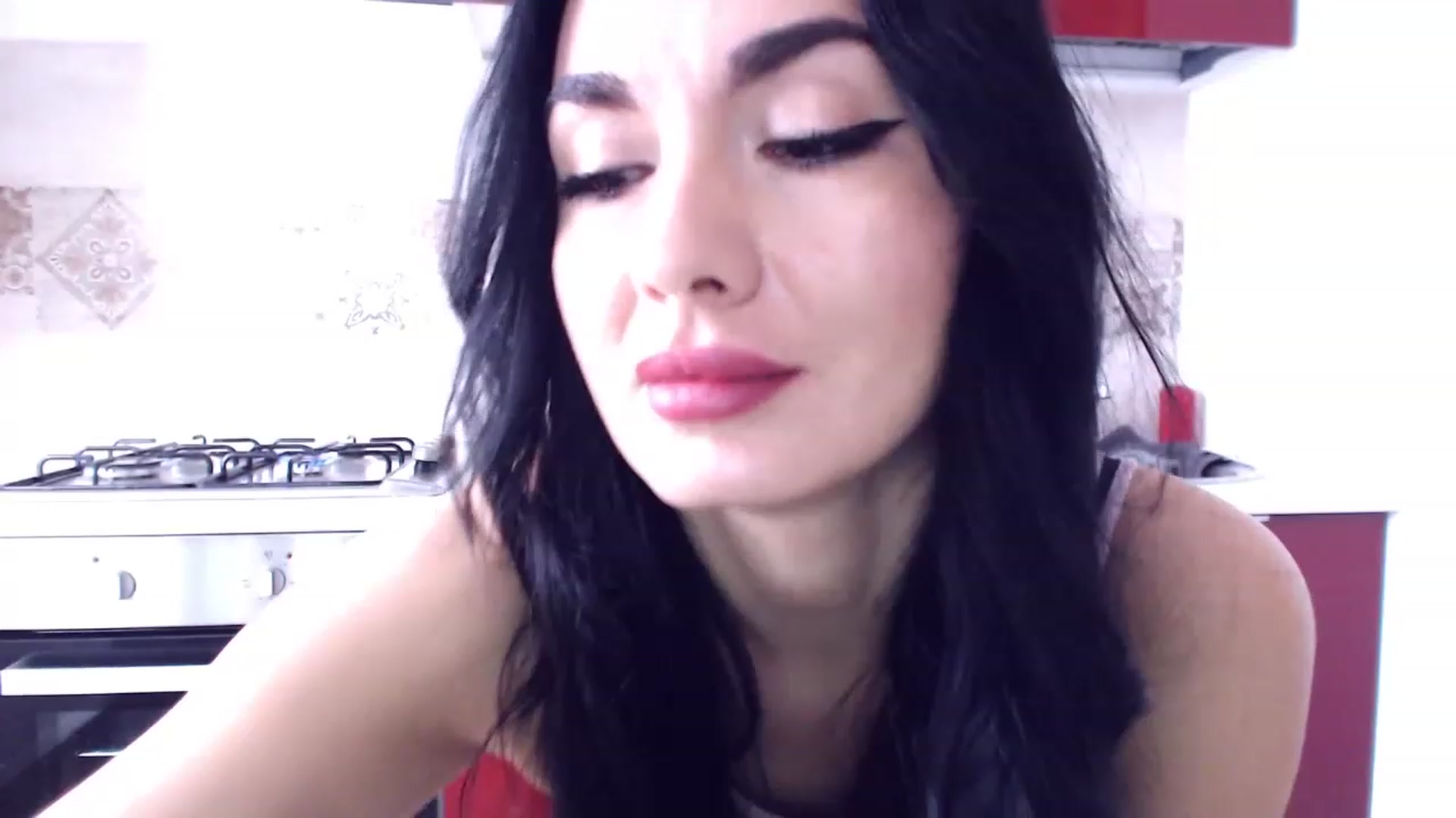 Gallery image thumbnail from CaffeeLatte's myfreecams stream on, 04/12/2023, 07:02 image 11 of 20