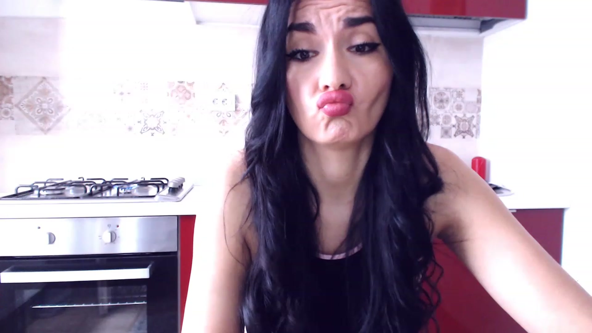 Gallery image thumbnail from CaffeeLatte's myfreecams stream on, 04/12/2023, 07:02 image 10 of 20