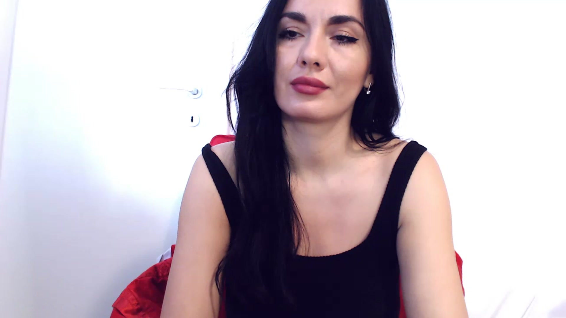 Gallery image thumbnail from CaffeeLatte's myfreecams stream on, 04/15/2023, 06:25 image 14 of 20
