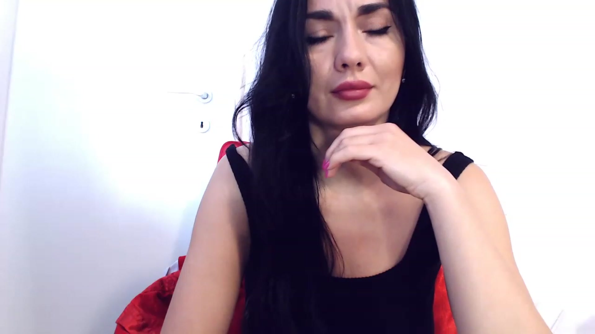 Gallery image thumbnail from CaffeeLatte's myfreecams stream on, 04/15/2023, 06:25 image 15 of 20