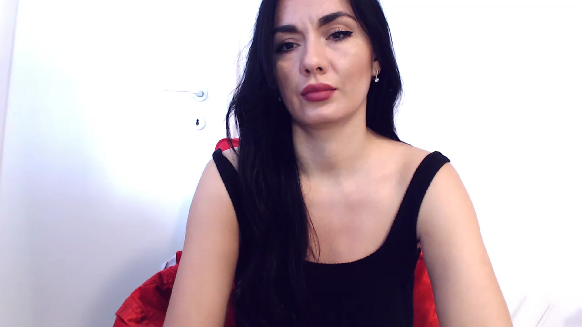 Gallery image thumbnail from CaffeeLatte's myfreecams stream on, 04/15/2023, 06:25 image 13 of 20