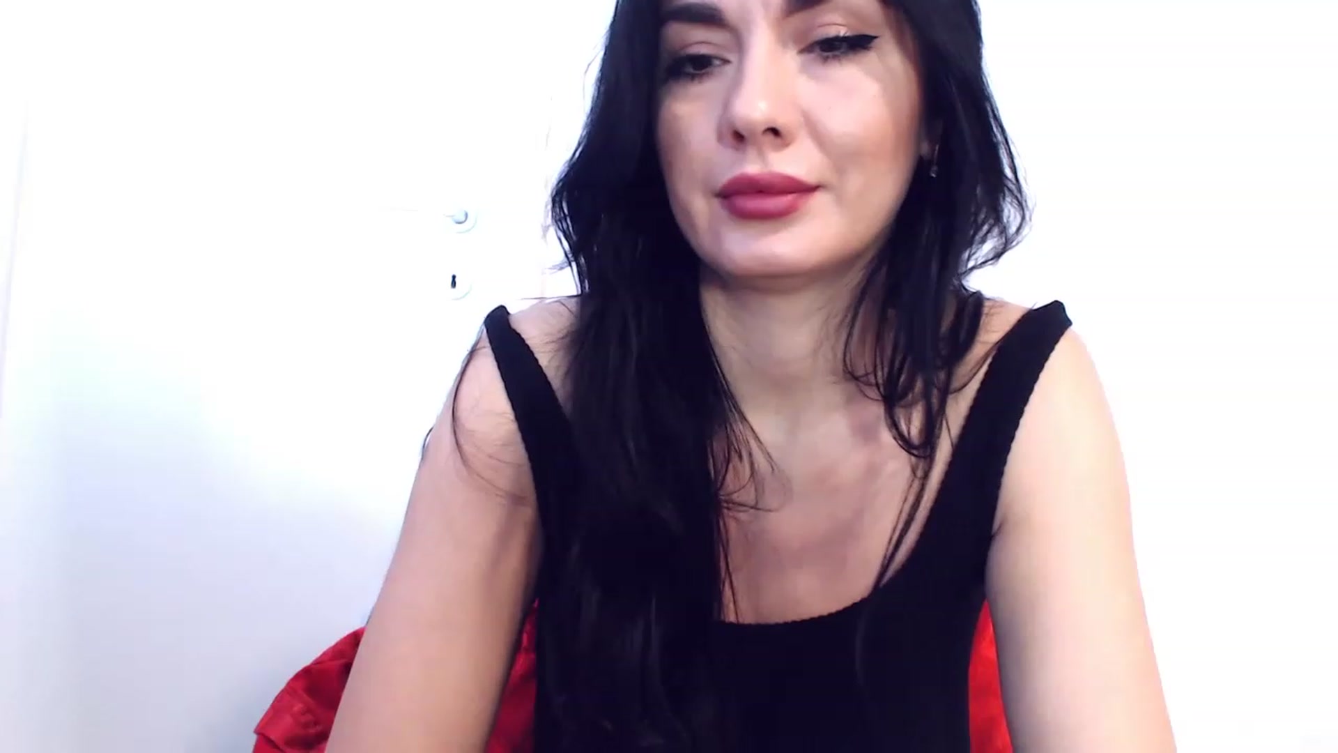 Gallery image thumbnail from CaffeeLatte's myfreecams stream on, 04/15/2023, 06:25 image 8 of 20