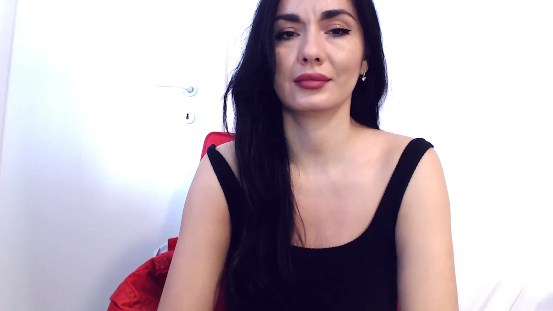 Gallery image thumbnail from CaffeeLatte's myfreecams stream on, 04/15/2023, 06:25 image 12 of 20