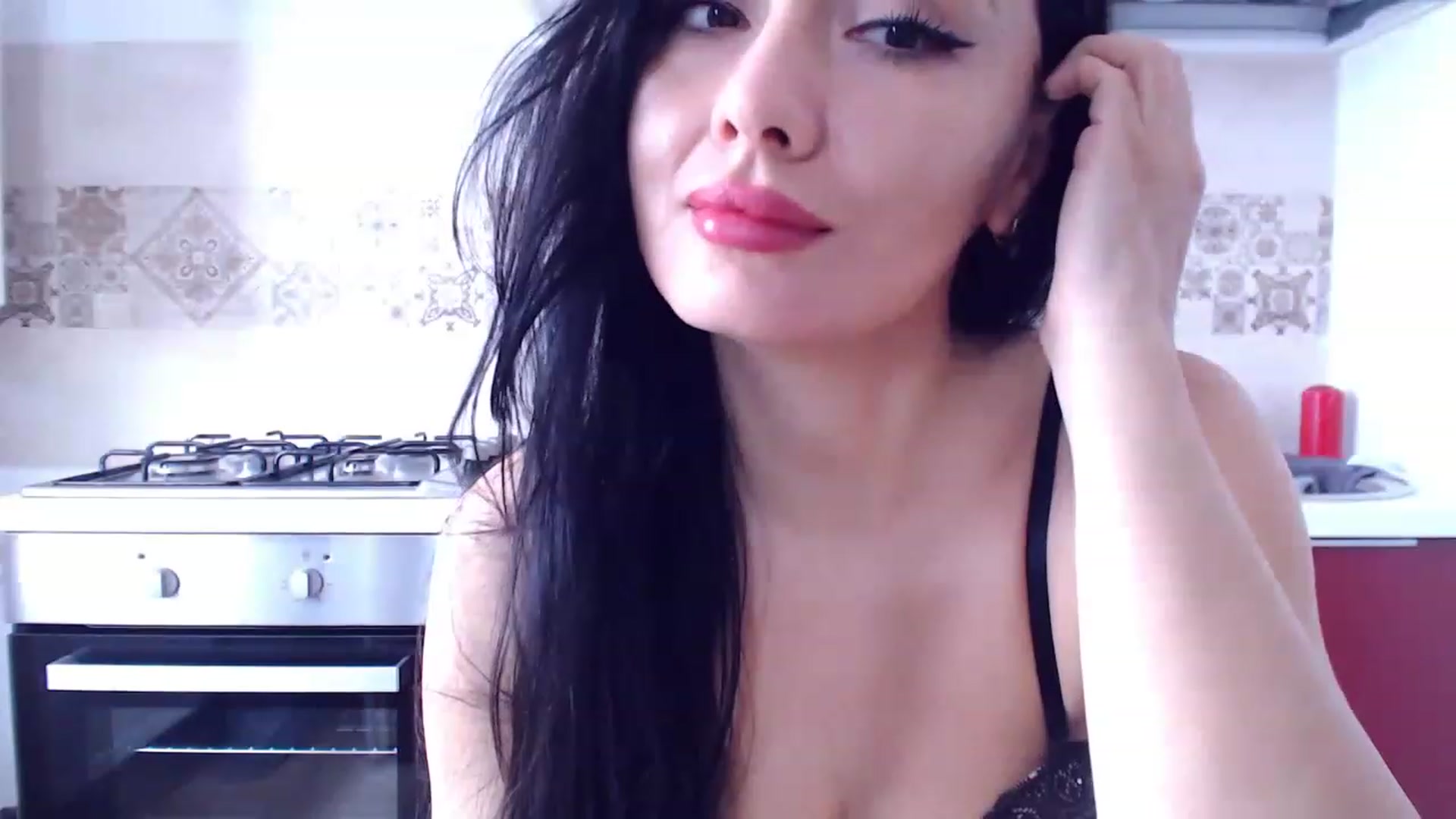 Gallery image thumbnail from CaffeeLatte's myfreecams stream on, 04/18/2023, 07:26 image 8 of 20