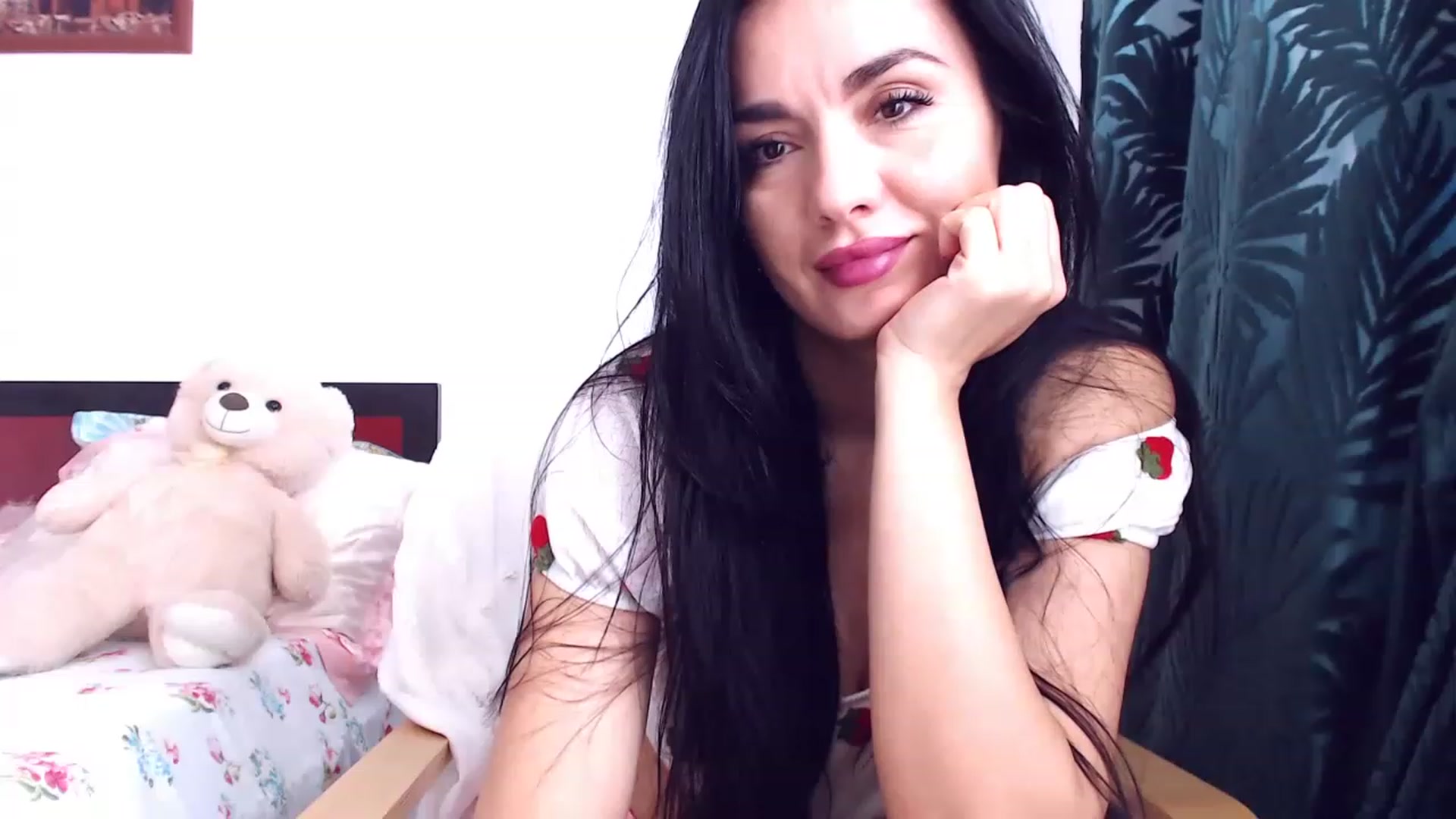 Gallery image thumbnail from CaffeeLatte's myfreecams stream on, 04/22/2023, 06:37 image 17 of 20