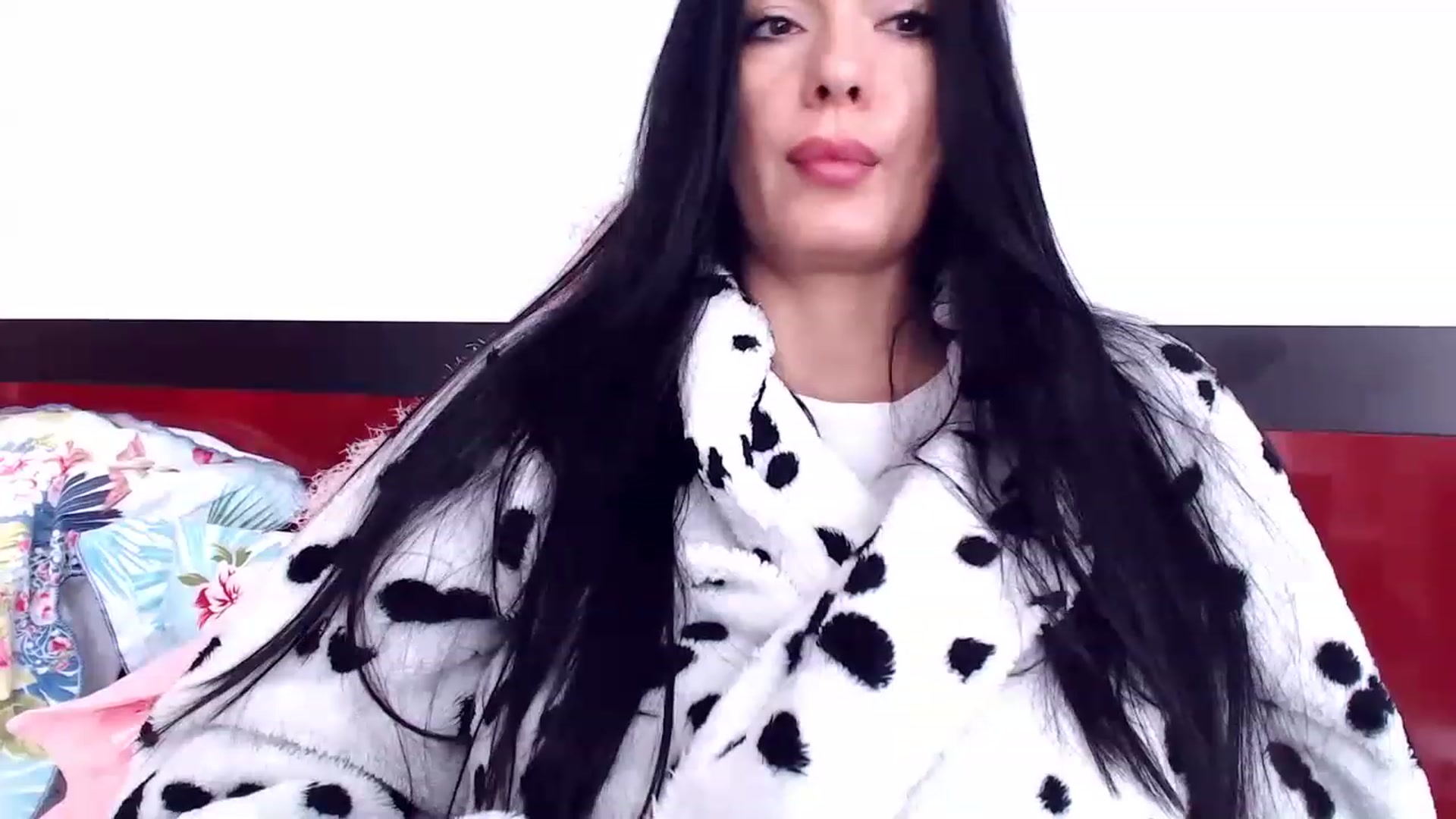 Gallery image thumbnail from CaffeeLatte's myfreecams stream on, 05/14/2023, 08:08 image 9 of 20