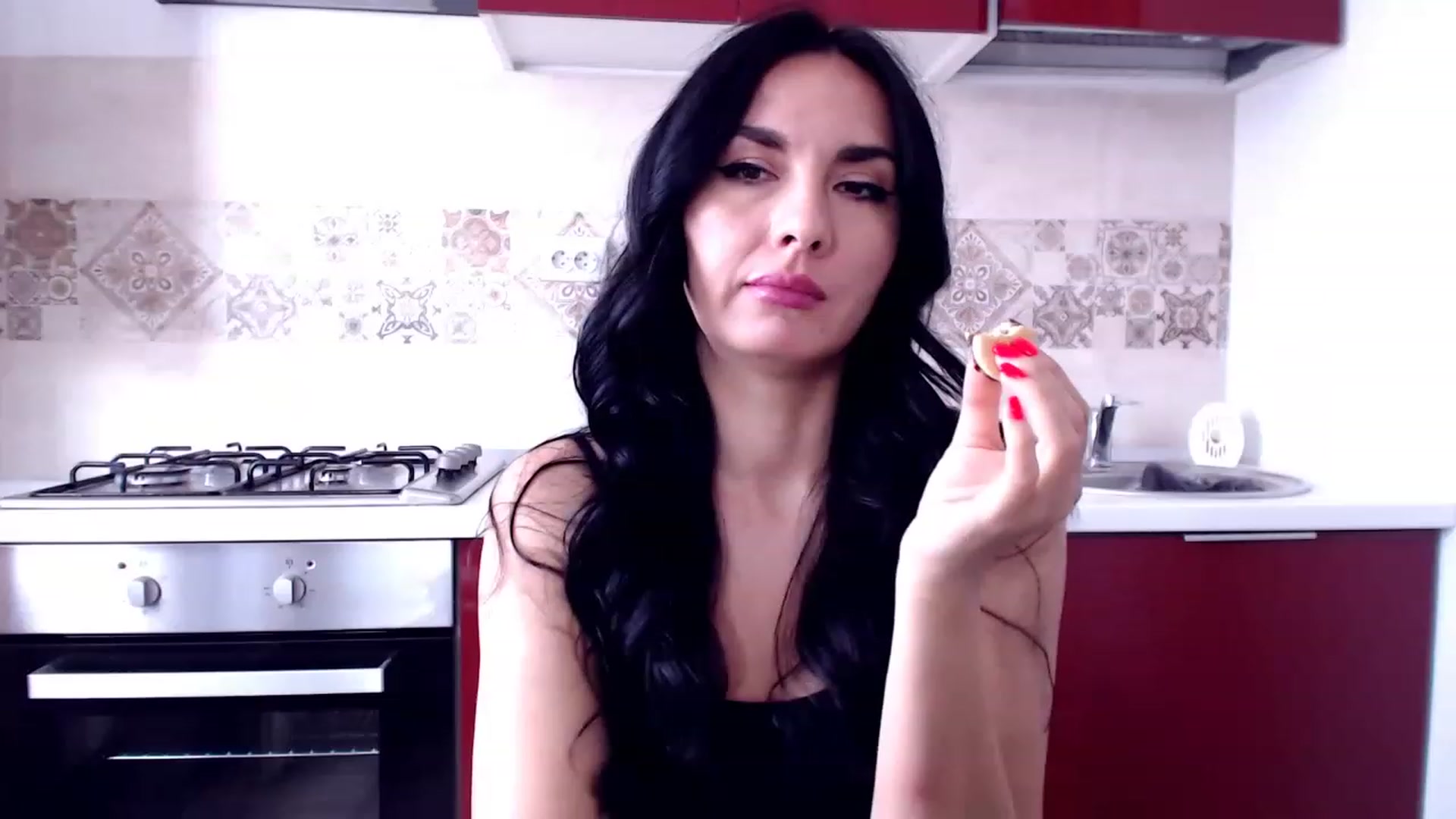Gallery image thumbnail from CaffeeLatte's myfreecams stream on, 06/18/2023, 08:04 image 17 of 20