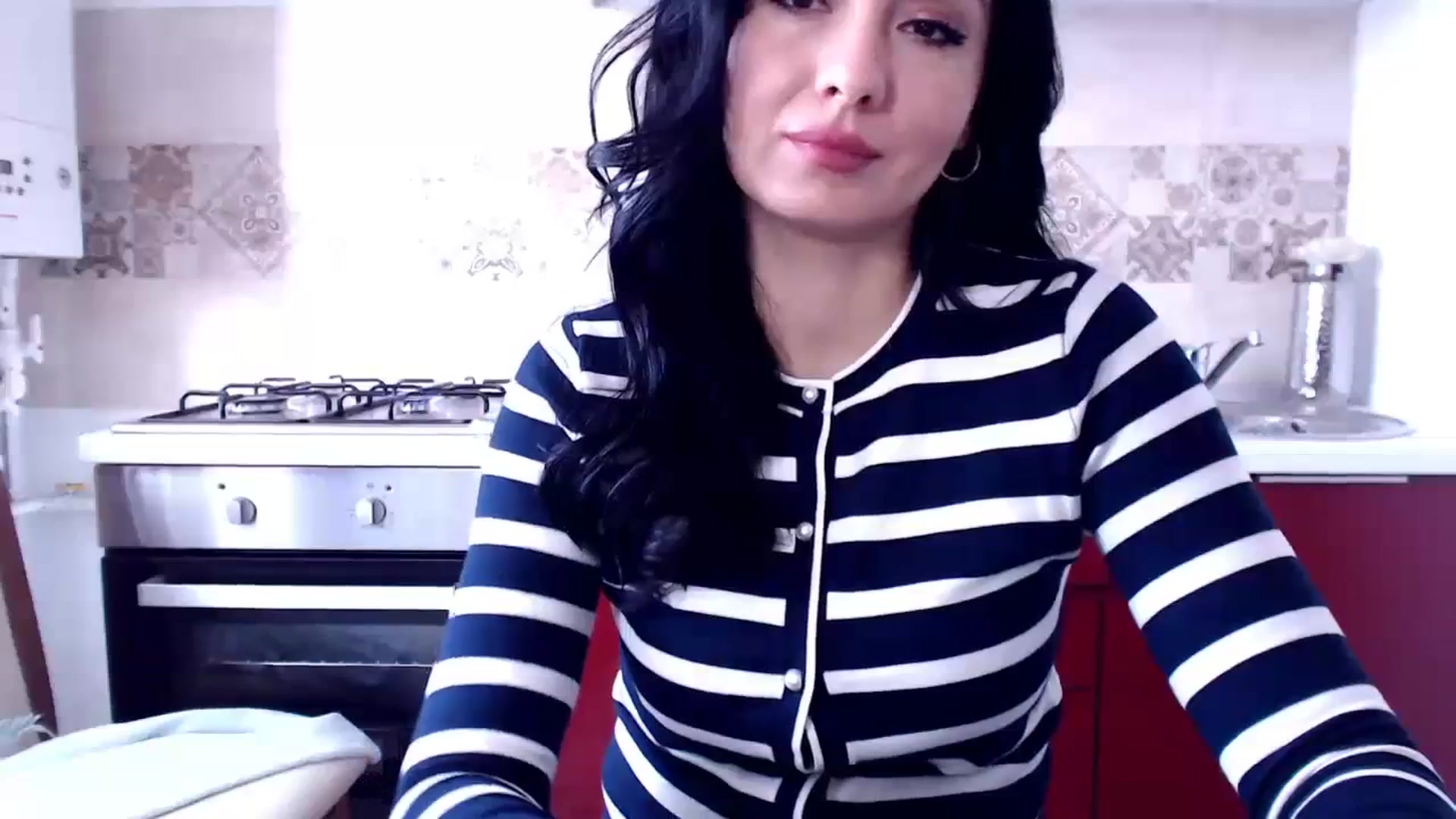 Gallery image thumbnail from CaffeeLatte's myfreecams stream on, 10/13/2023, 07:49 image 7 of 20