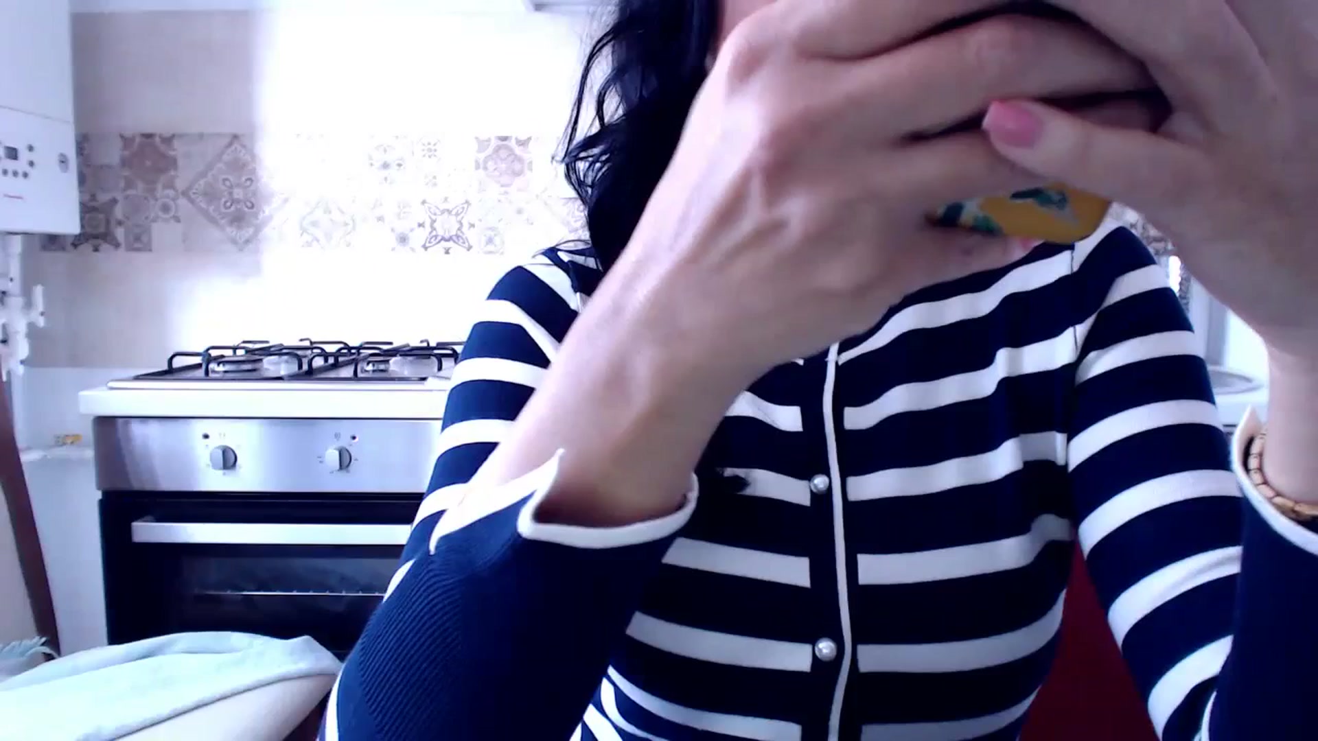 Gallery image thumbnail from CaffeeLatte's myfreecams stream on, 10/13/2023, 07:49 image 20 of 20