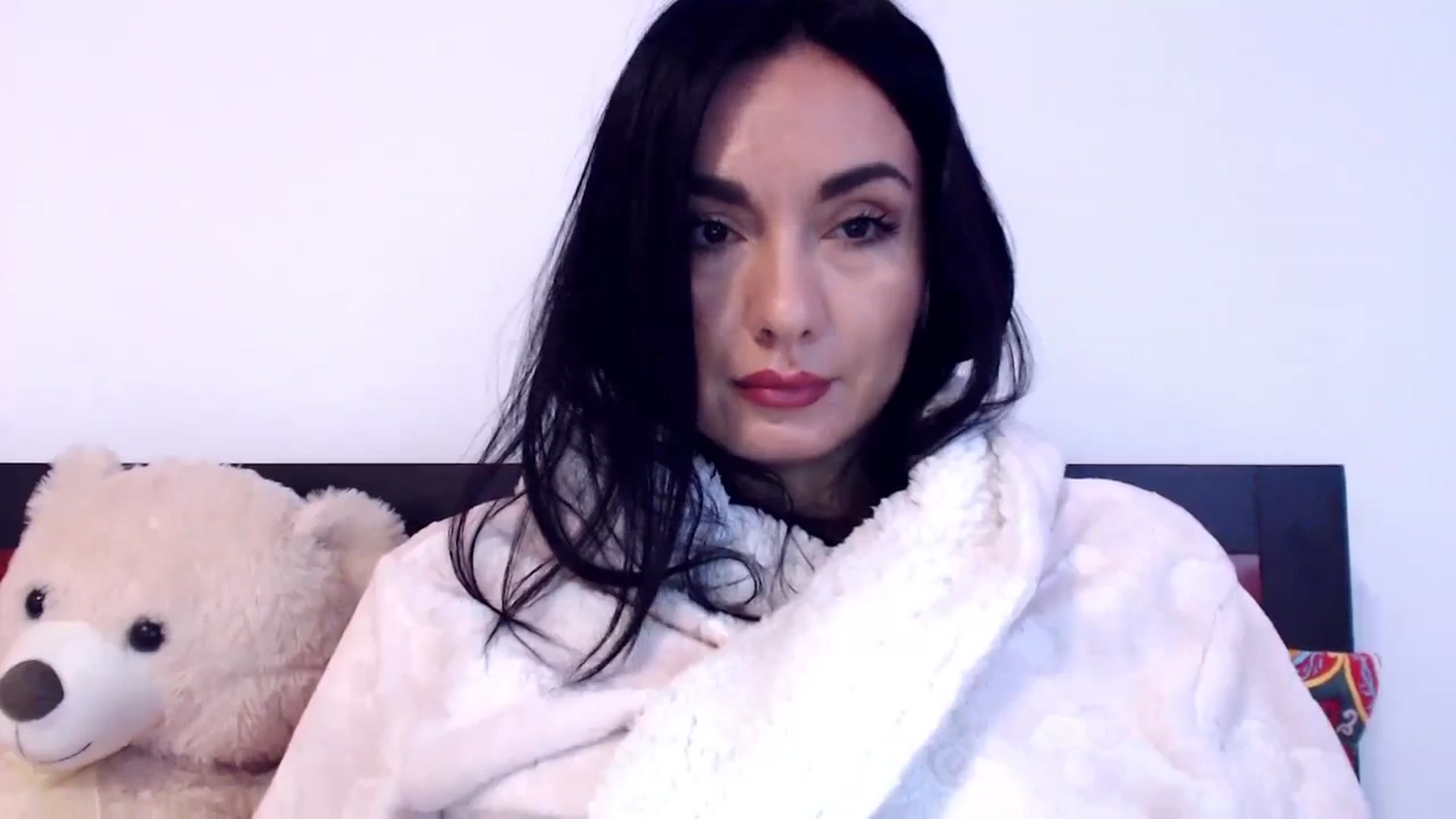 Gallery image thumbnail from CaffeeLatte's myfreecams stream on, 11/25/2023, 08:44 image 16 of 20