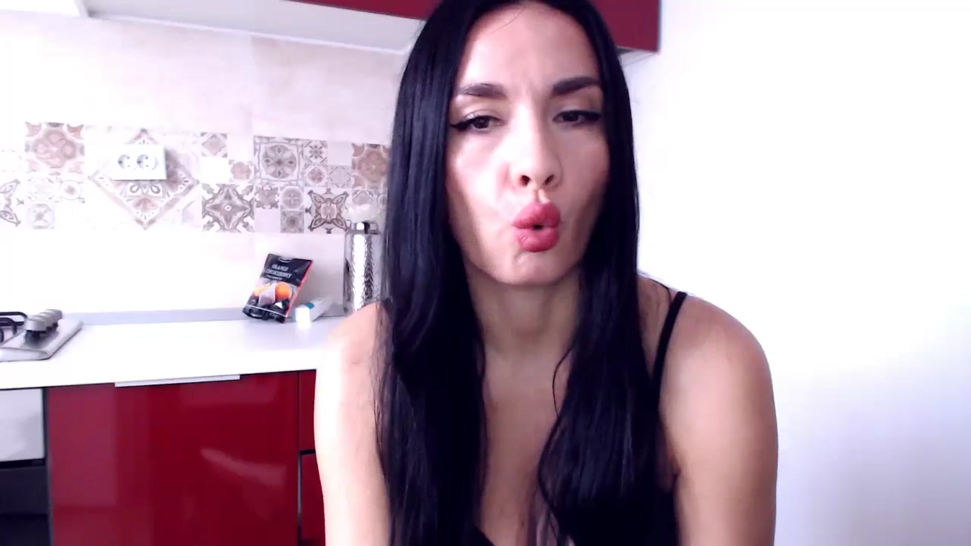Gallery image thumbnail from CaffeeLatte's myfreecams stream on, 12/01/2023, 09:09 image 17 of 20