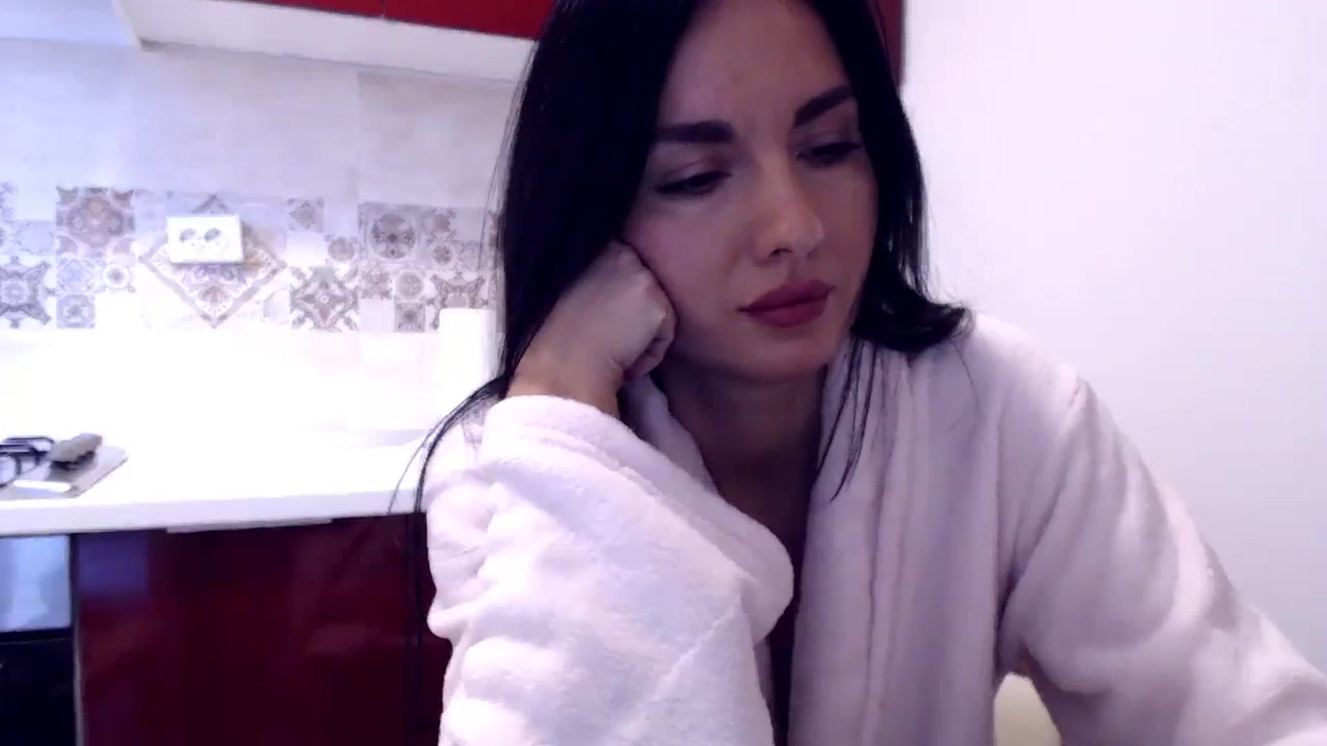 Gallery image thumbnail from CaffeeLatte's myfreecams stream on, 12/16/2023, 09:41 image 19 of 20