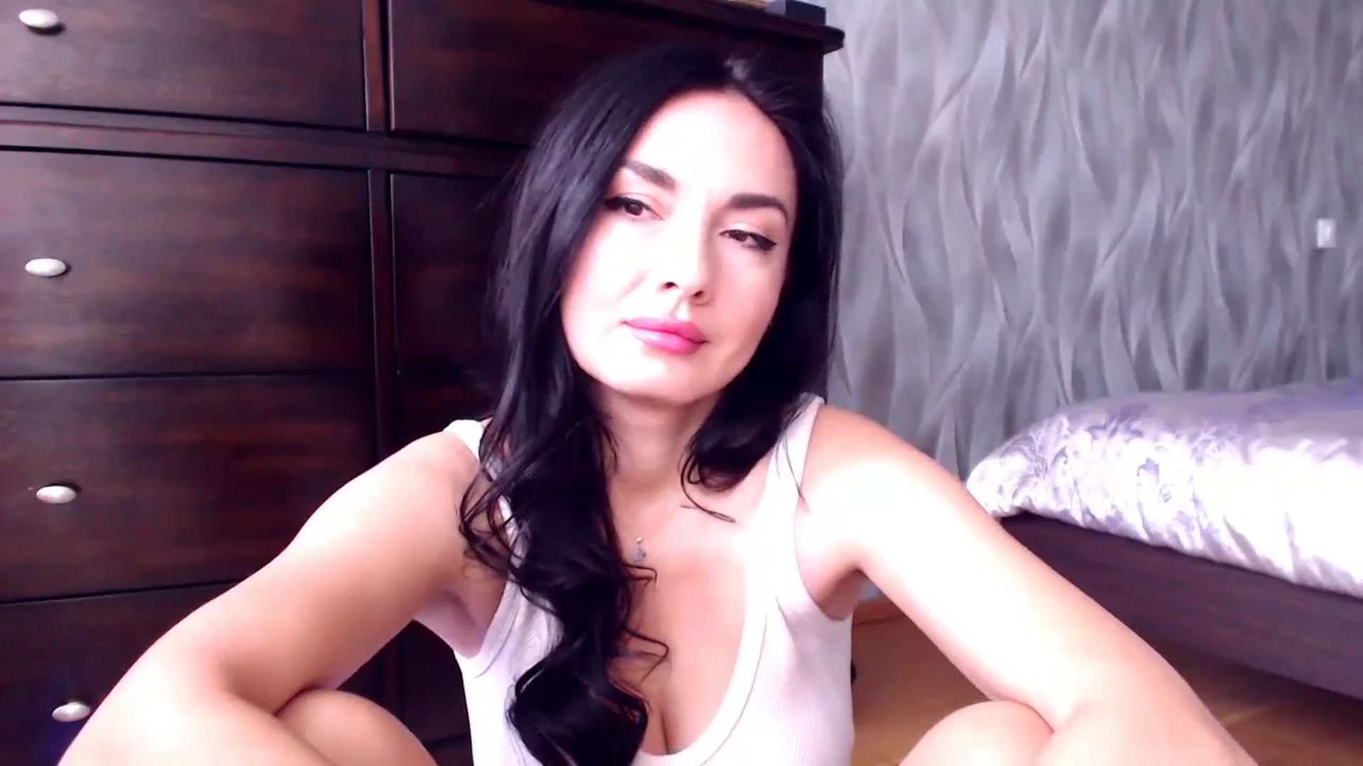 Gallery image thumbnail from CaffeeLatte's myfreecams stream on, 02/04/2024, 08:02 image 11 of 20