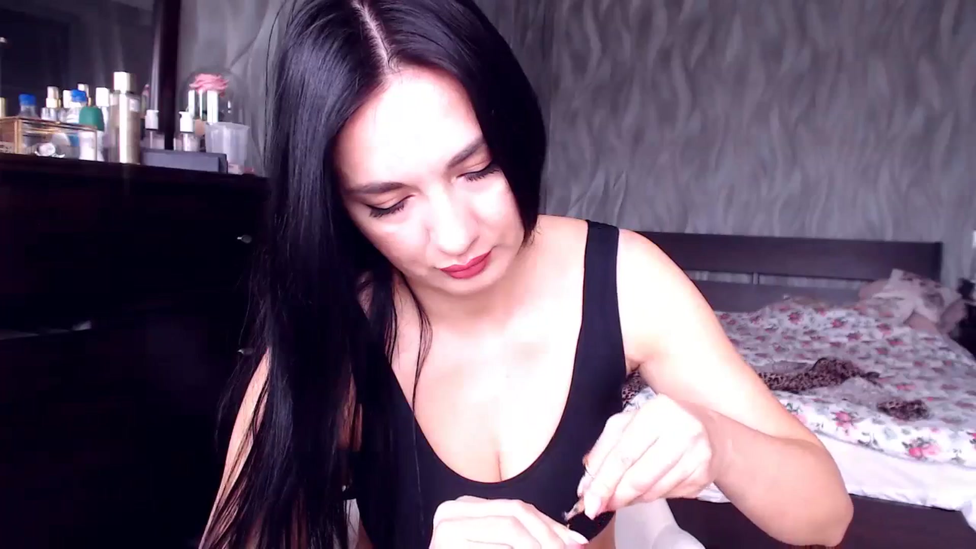 Gallery image thumbnail from CaffeeLatte's myfreecams stream on, 02/25/2024, 08:42 image 9 of 20