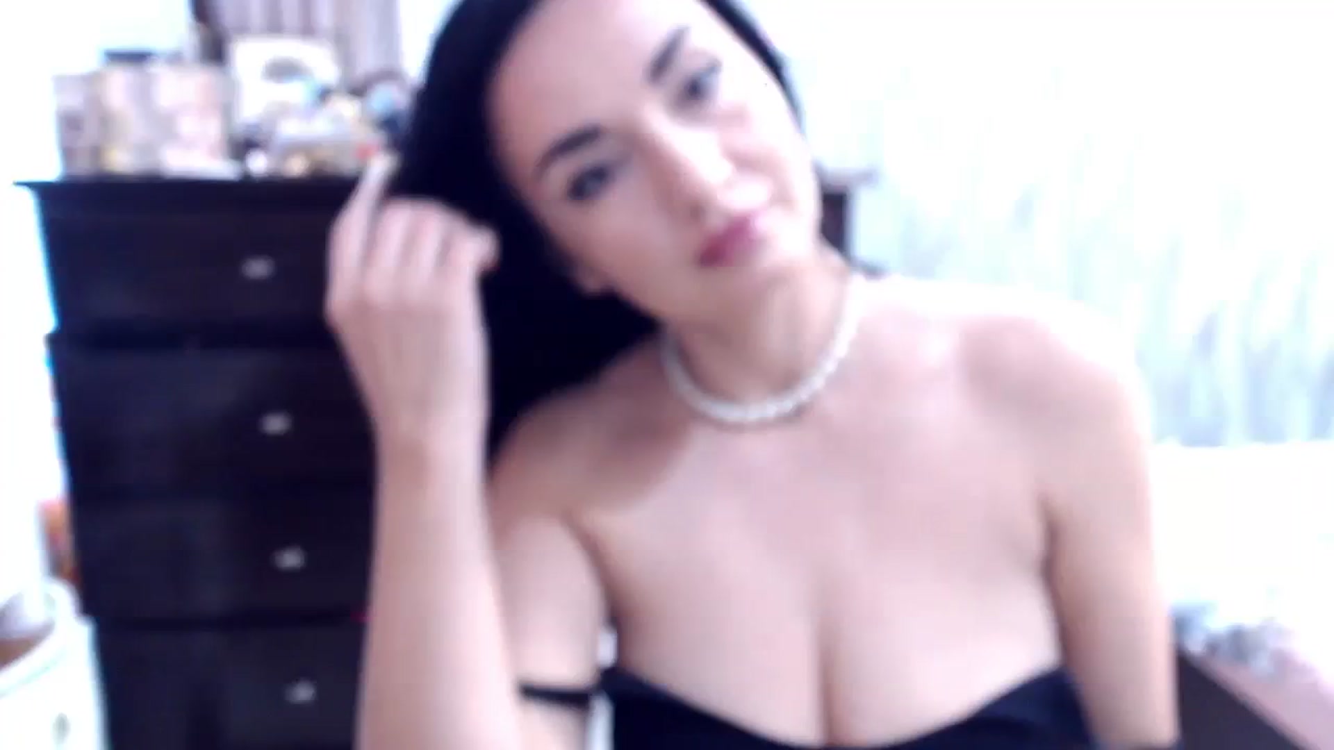 Gallery image thumbnail from CaffeeLatte's myfreecams stream on, 03/17/2024, 07:44 image 8 of 20