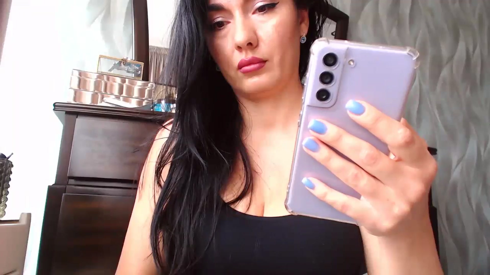 Gallery image thumbnail from CaffeeLatte's myfreecams stream on, 05/18/2024, 07:20 image 20 of 20