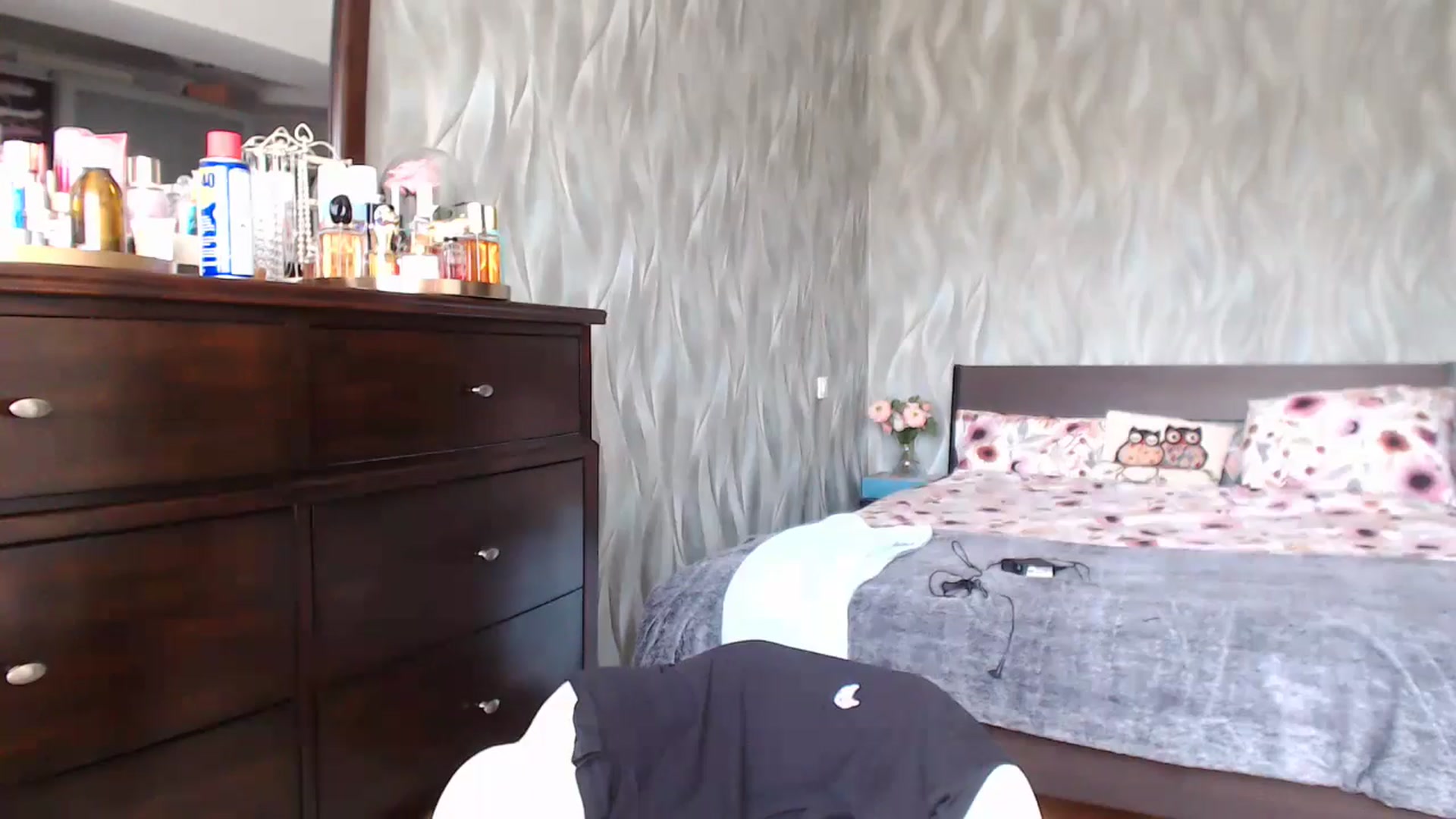 Gallery image thumbnail from CaffeeLatte's myfreecams stream on, 05/27/2024, 06:43 image 6 of 20