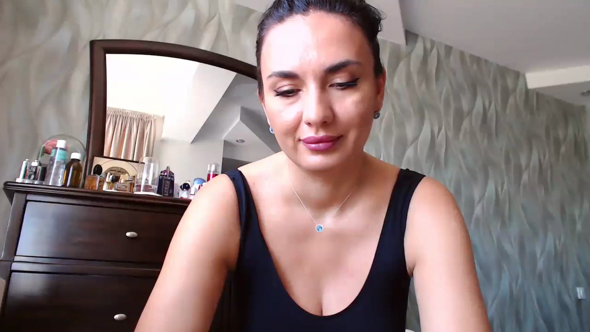 Gallery image thumbnail from CaffeeLatte's myfreecams stream on, 06/15/2024, 06:51 image 9 of 20