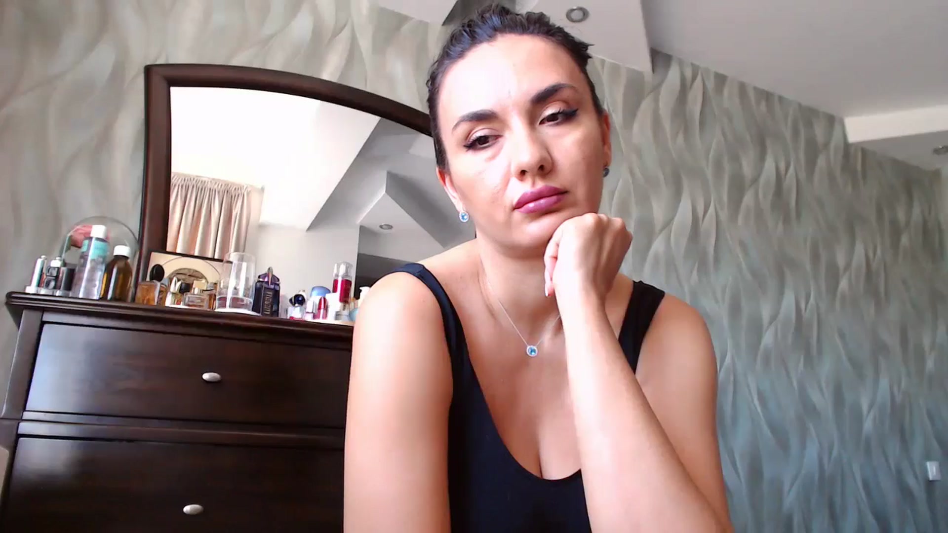 Gallery image thumbnail from CaffeeLatte's myfreecams stream on, 06/15/2024, 06:51 image 15 of 20
