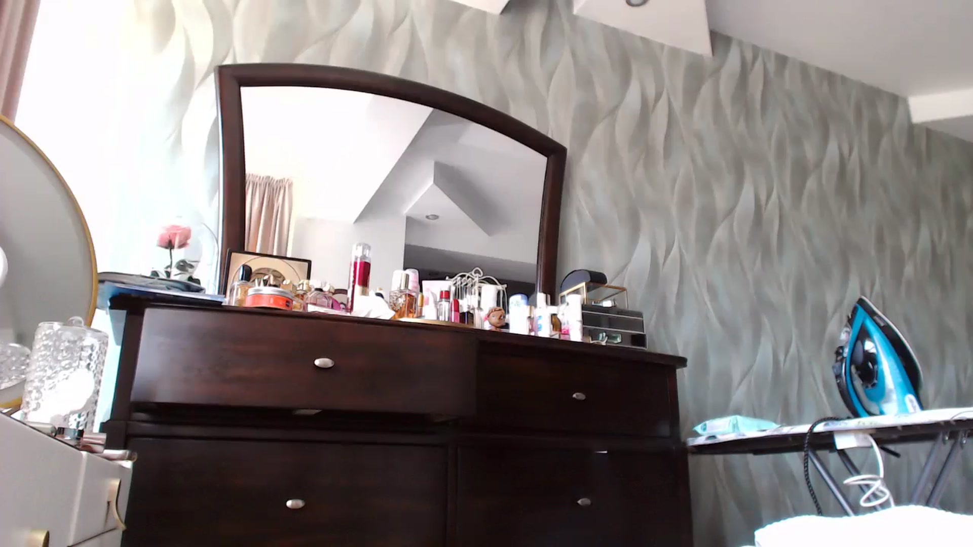 Gallery image thumbnail from CaffeeLatte's myfreecams stream on, 06/24/2024, 06:37 image 8 of 20