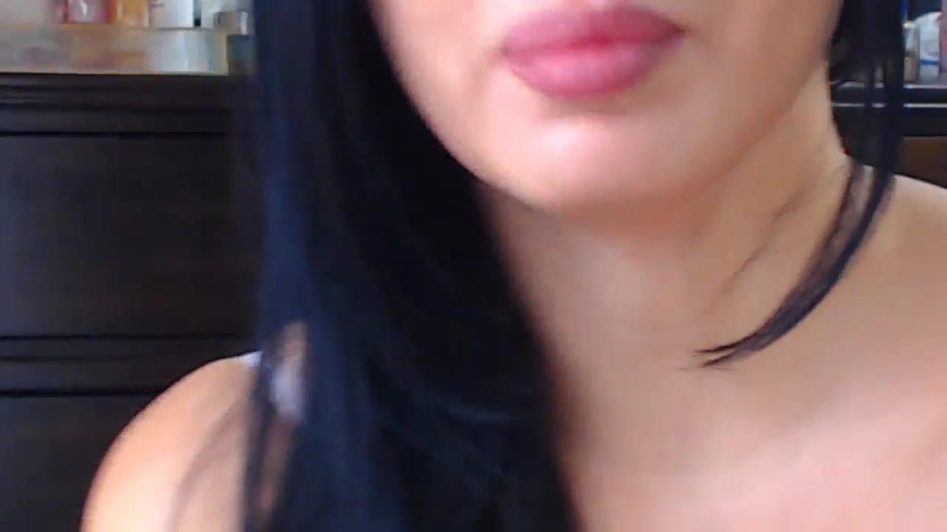 Gallery image thumbnail from CaffeeLatte's myfreecams stream on, 09/30/2024, 06:15 image 12 of 20