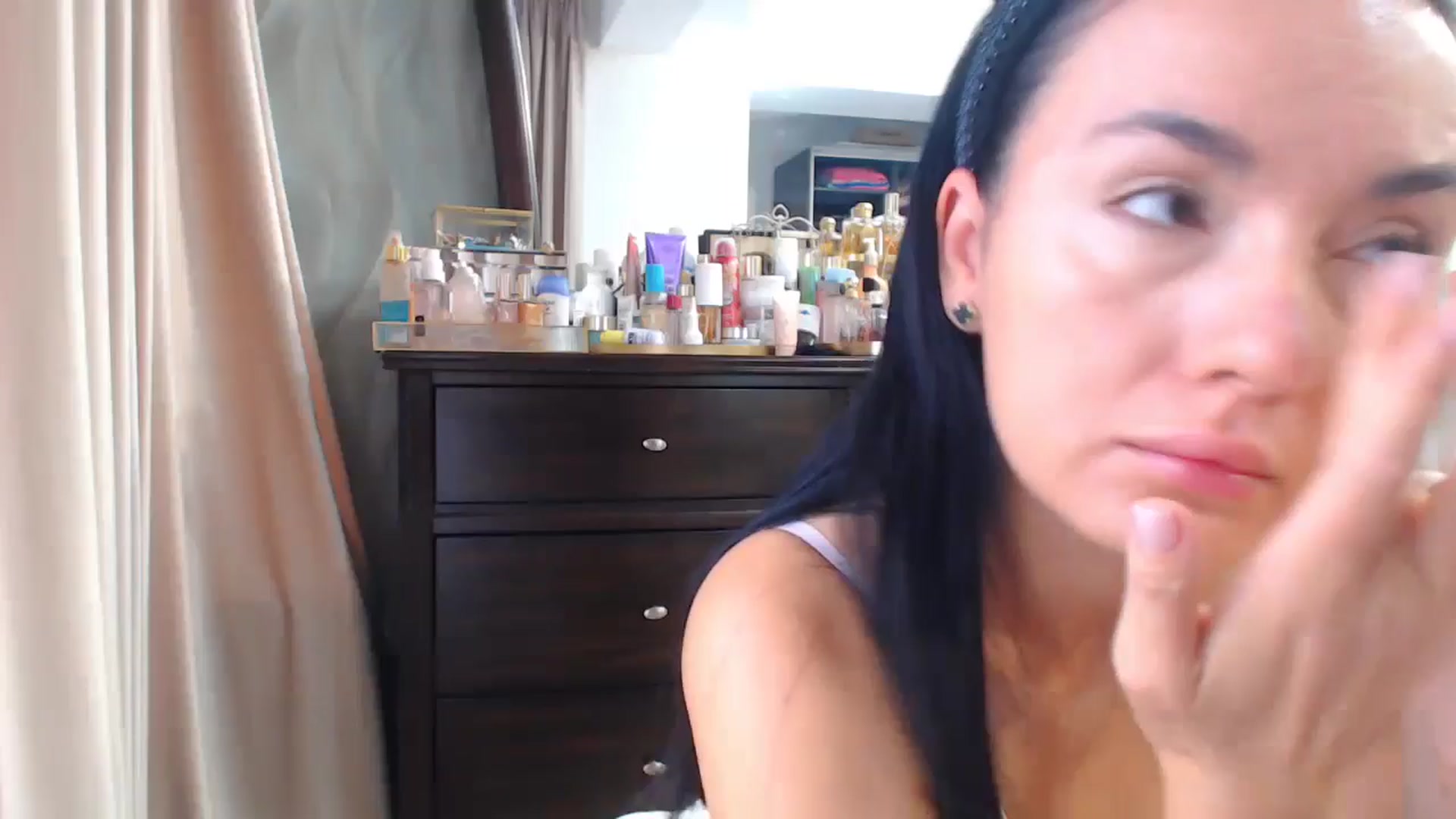 Gallery image thumbnail from CaffeeLatte's myfreecams stream on, 09/30/2024, 06:15 image 1 of 20