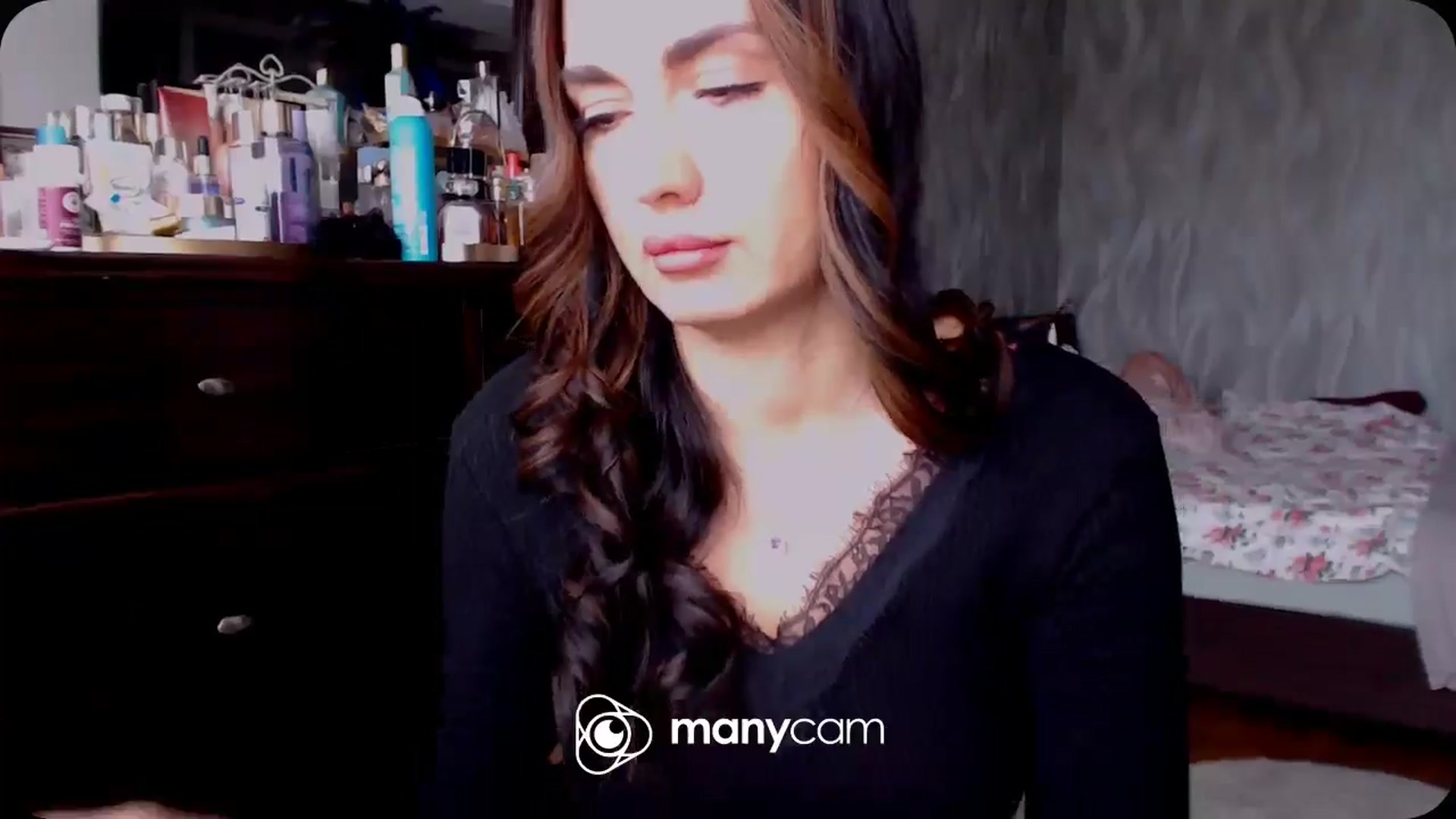 Gallery image thumbnail from CaffeeLatte's myfreecams stream on, 02/28/2025, 08:25 image 19 of 20