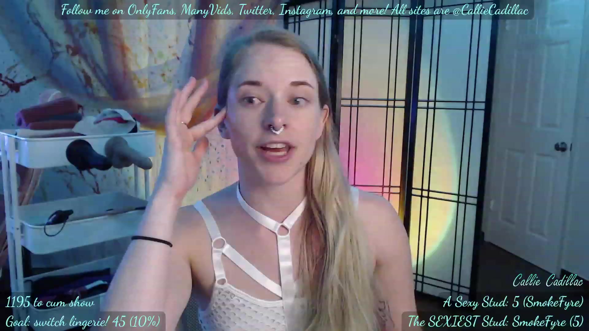 Gallery image thumbnail from CaliCadillac's myfreecams stream on, 07/19/2023, 10:07 image 2 of 20