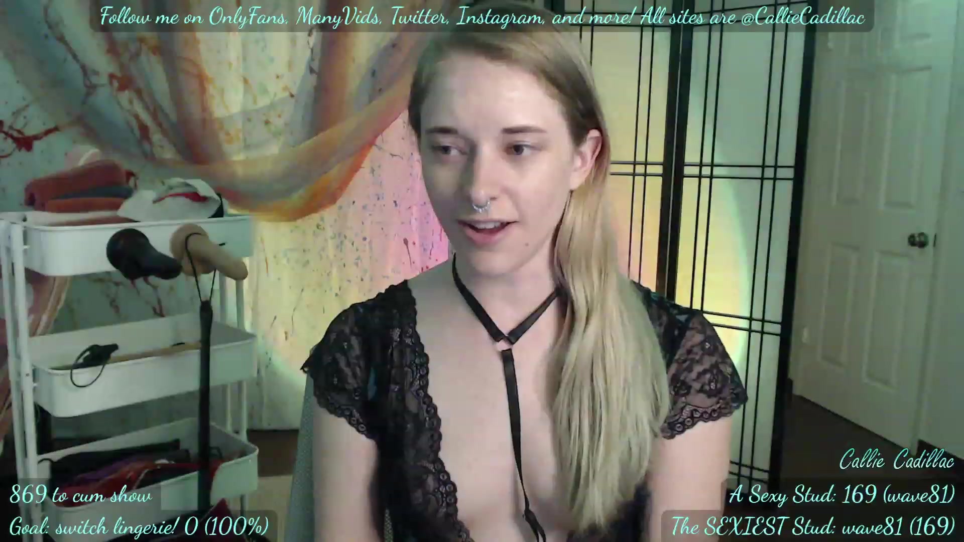 Gallery image thumbnail from CaliCadillac's myfreecams stream on, 07/19/2023, 10:07 image 11 of 20