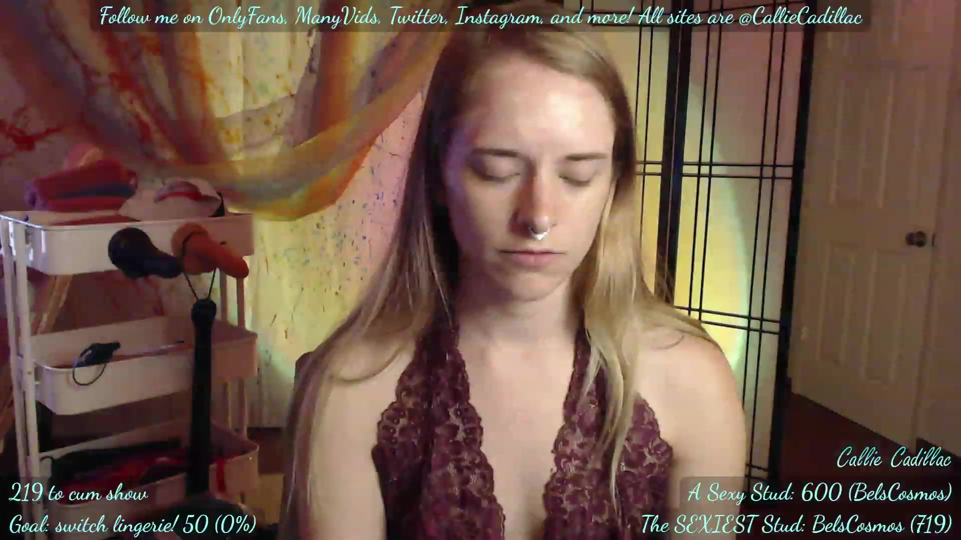 Gallery image thumbnail from CaliCadillac's myfreecams stream on, 07/19/2023, 10:07 image 18 of 20