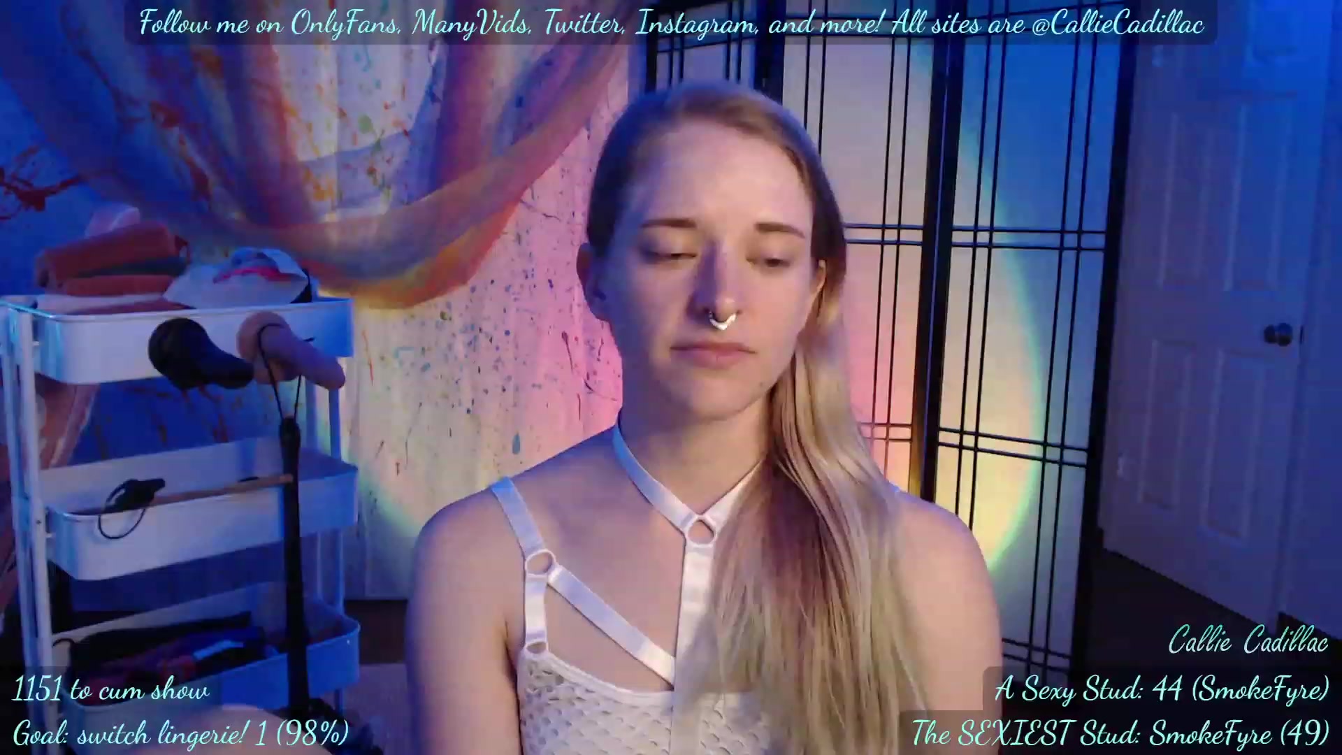 Gallery image thumbnail from CaliCadillac's myfreecams stream on, 07/19/2023, 10:07 image 6 of 20