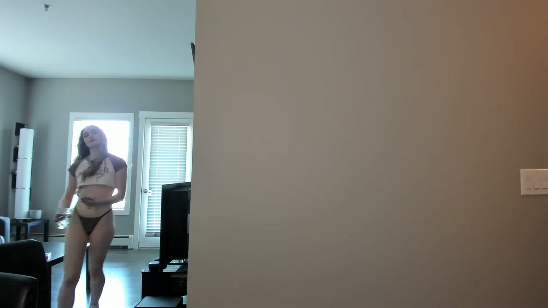 Gallery image thumbnail from CaliFleur's myfreecams stream on, 07/25/2023, 18:04 image 2 of 20