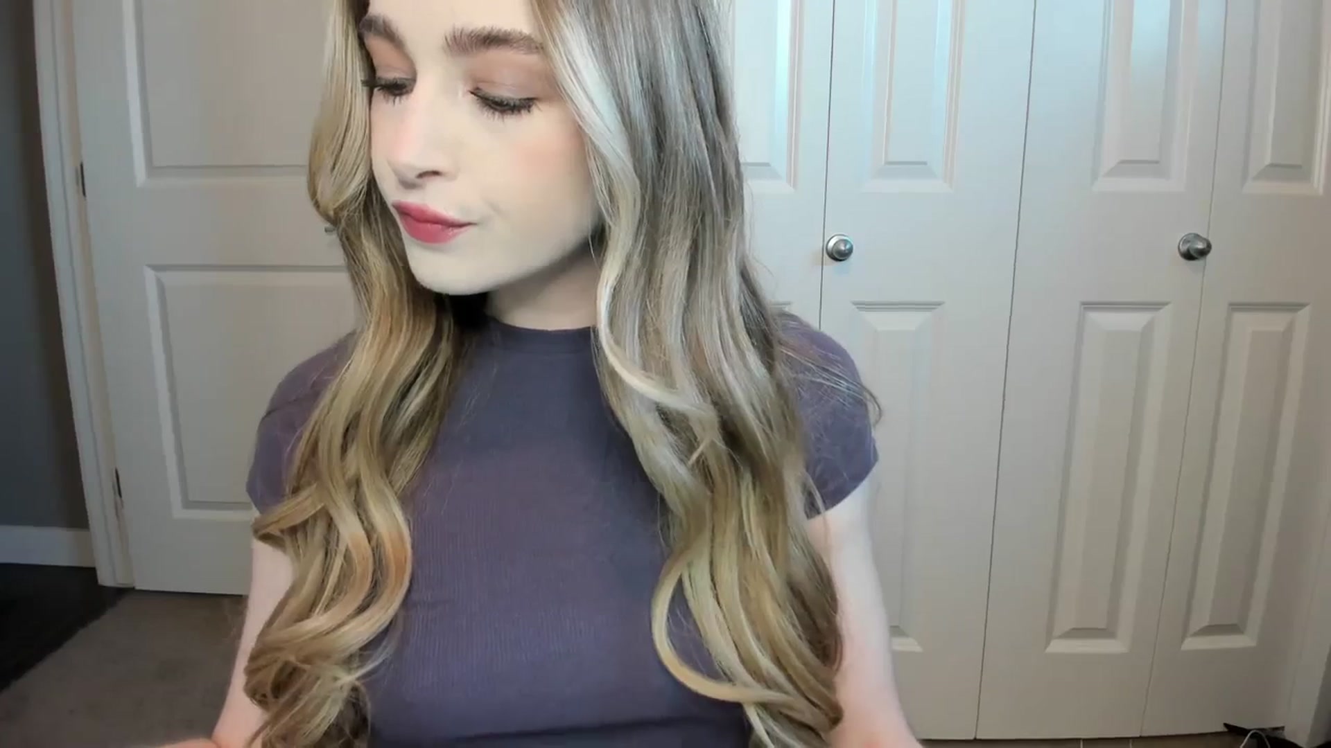 Gallery image thumbnail from CaliFleur's myfreecams stream on, 09/25/2023, 17:31 image 4 of 20