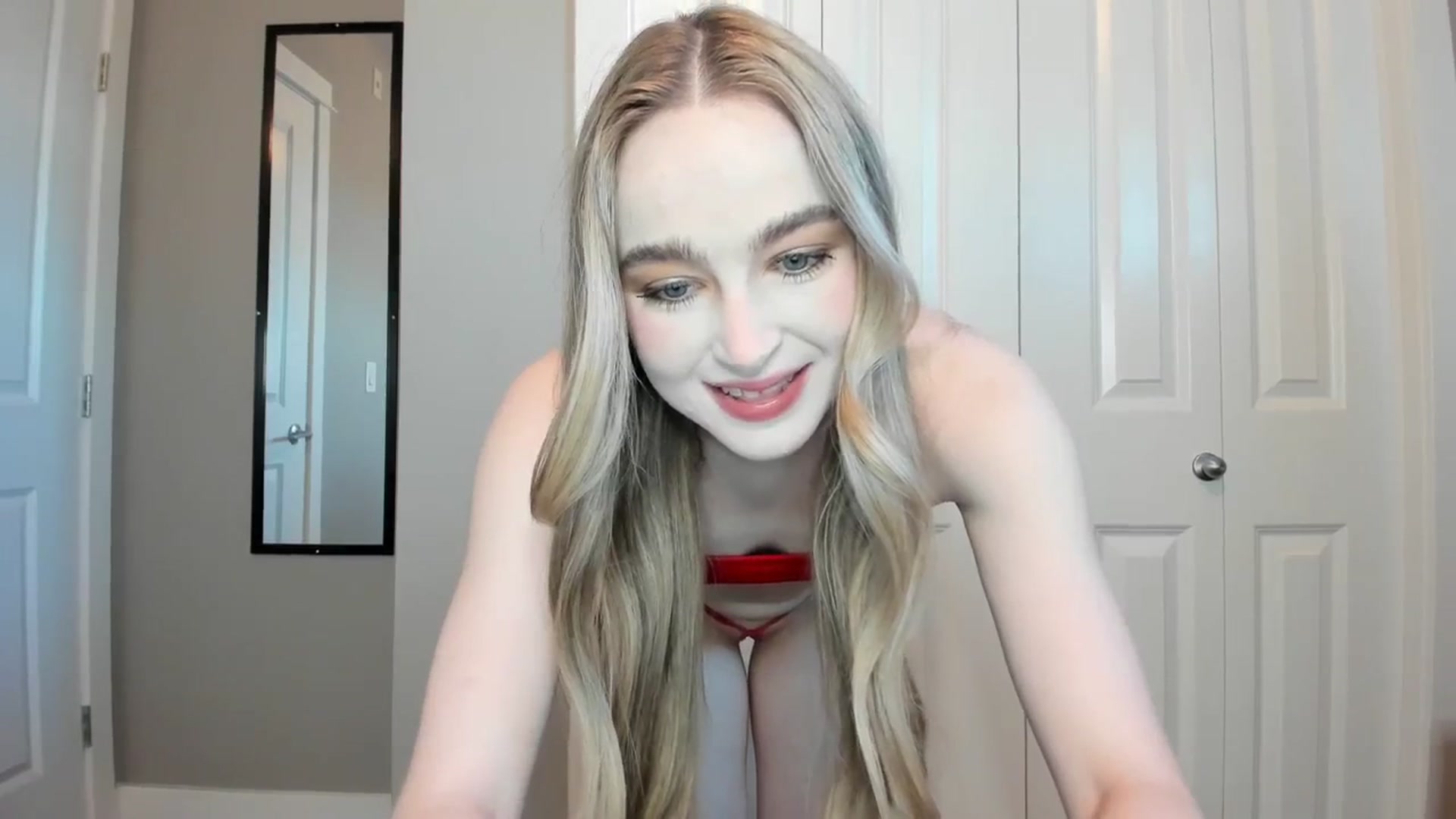 Gallery image thumbnail from CaliFleur's myfreecams stream on, 10/20/2023, 23:35 image 15 of 20