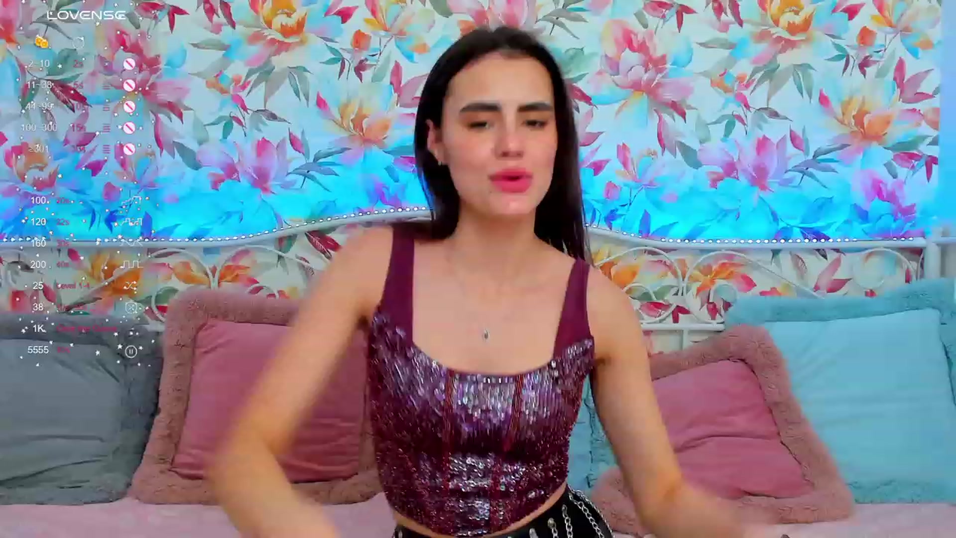 Gallery image thumbnail from CaliMoon's myfreecams stream on, 12/26/2023, 13:54 image 6 of 20