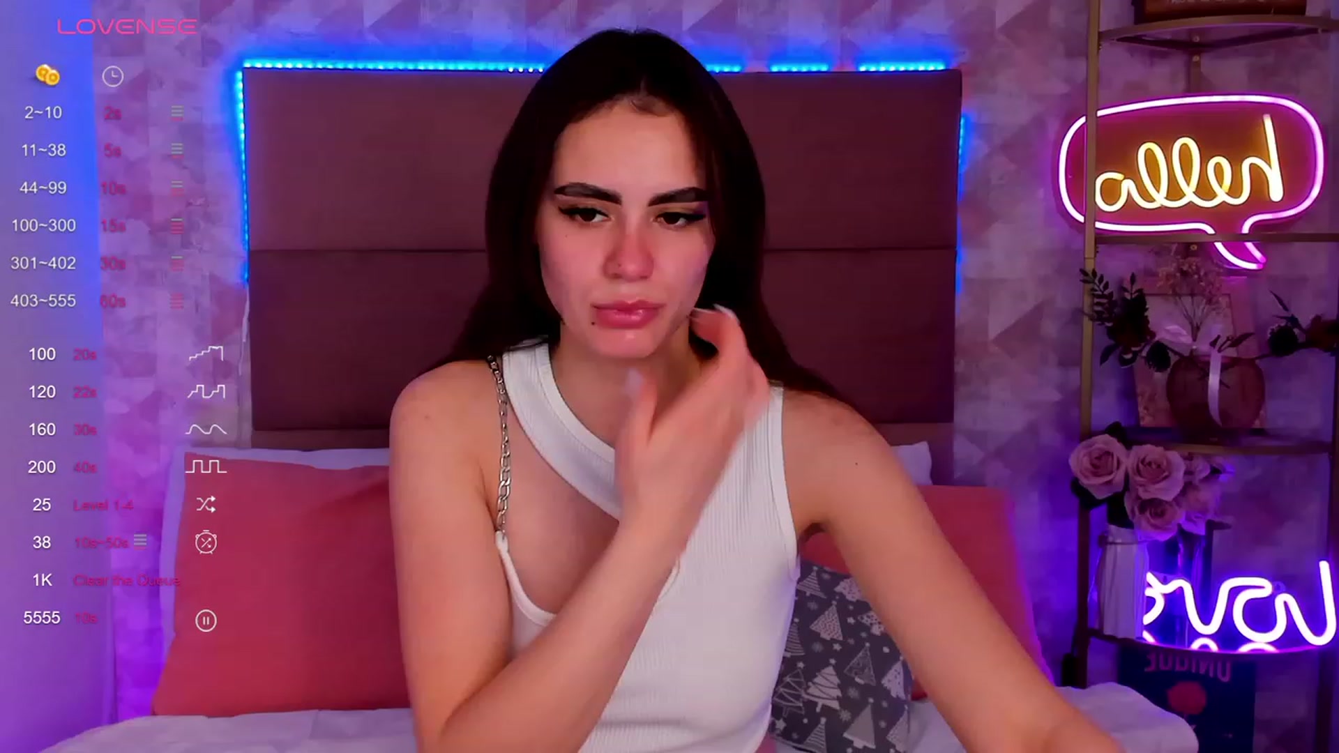 Gallery image thumbnail from CaliMoon's myfreecams stream on, 01/11/2024, 12:59 image 4 of 20