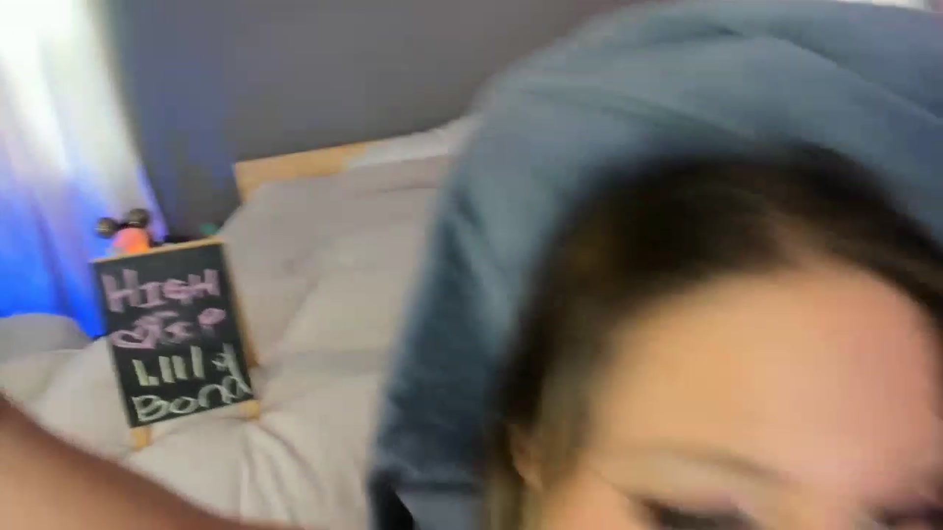Gallery image thumbnail from CaliPassion's myfreecams stream on, 02/18/2023, 24:15 image 20 of 20
