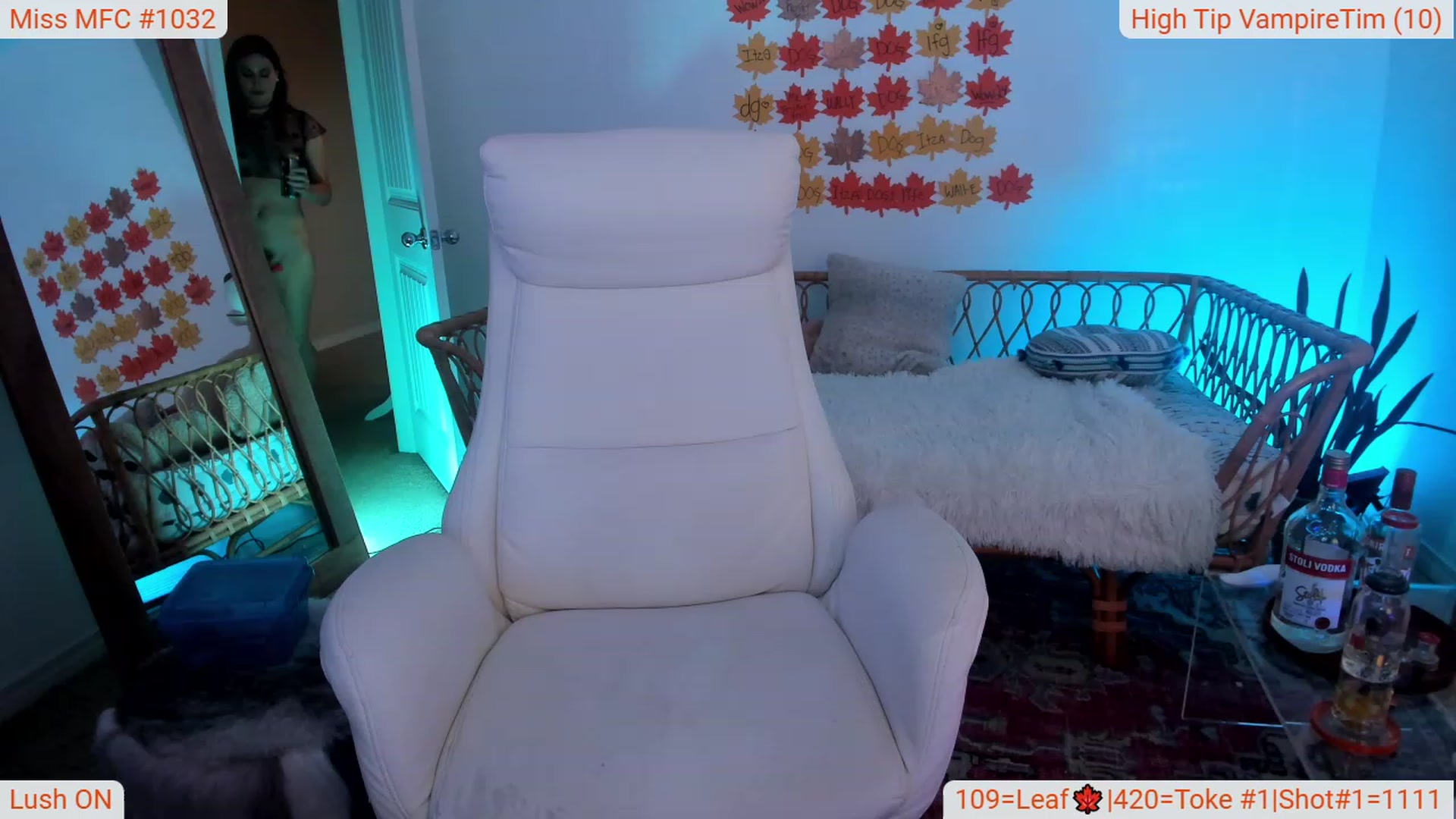 Gallery image thumbnail from CaliPassion's myfreecams stream on, 09/14/2023, 02:05 image 16 of 20