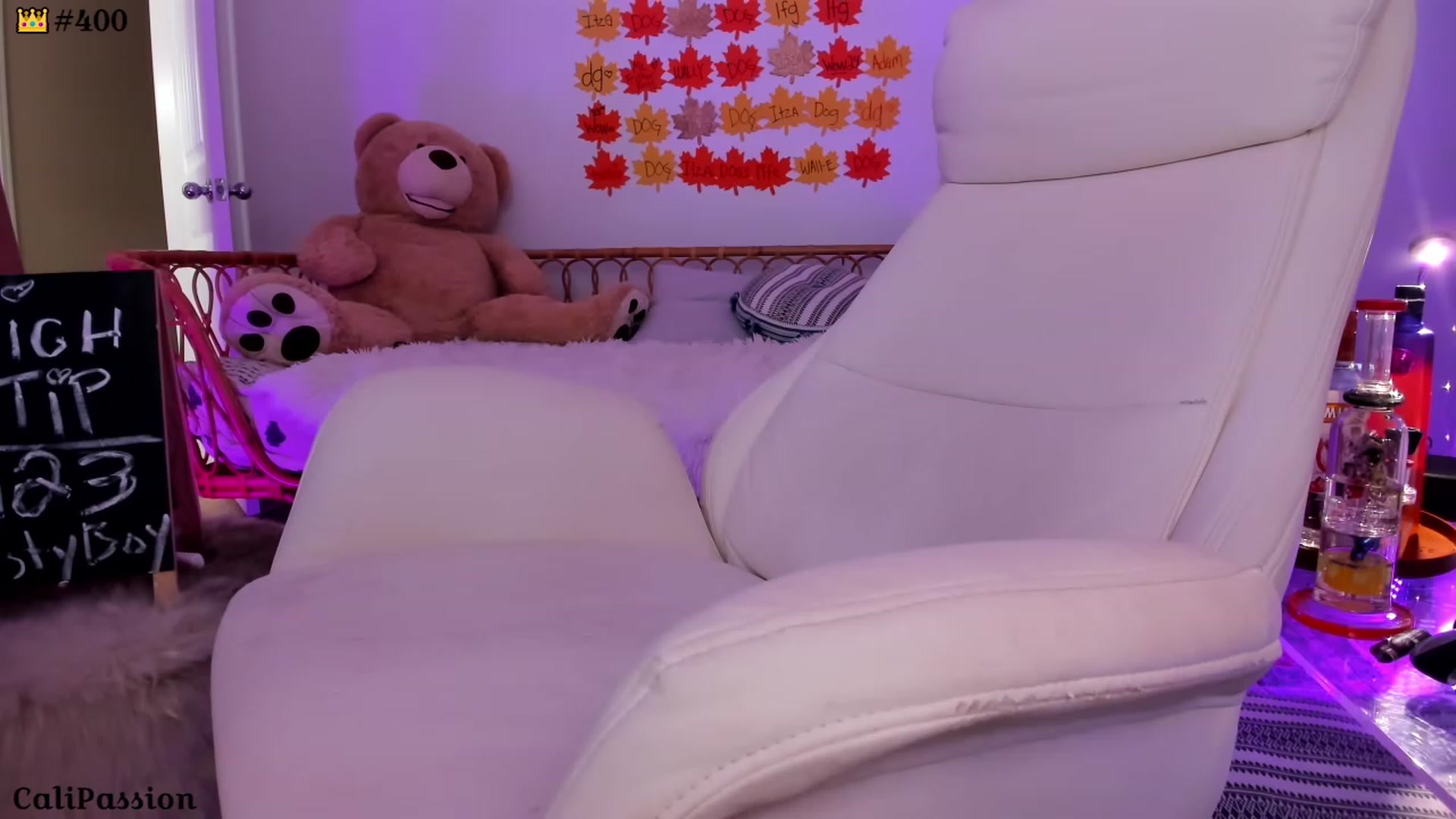 Gallery image thumbnail from CaliPassion's myfreecams stream on, 09/26/2023, 02:11 image 15 of 20