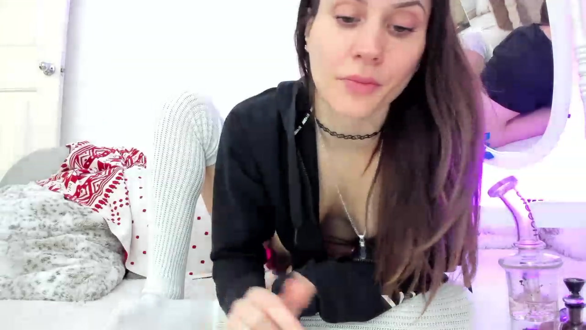 Gallery image thumbnail from CaliPassion's myfreecams stream on, 12/09/2023, 01:33 image 15 of 20
