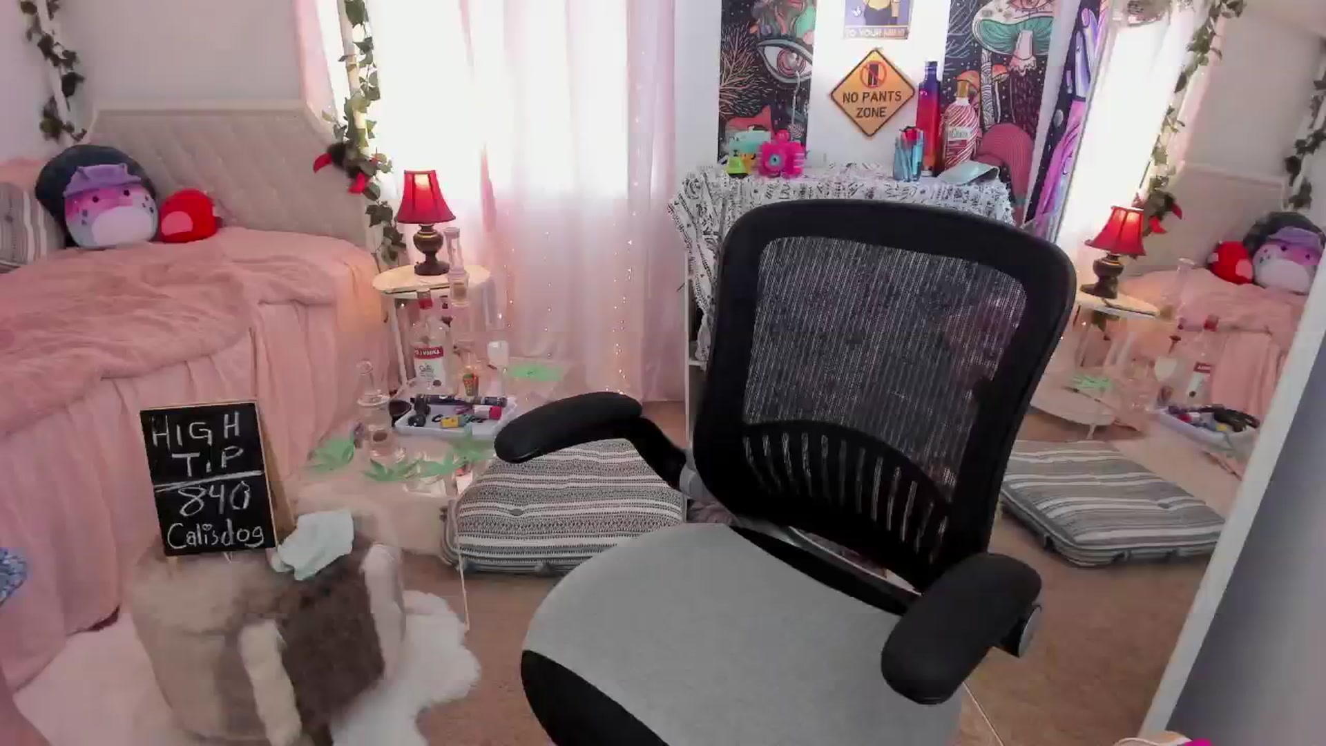 Gallery image thumbnail from CaliPassion's myfreecams stream on, 07/11/2024, 21:57 image 2 of 20