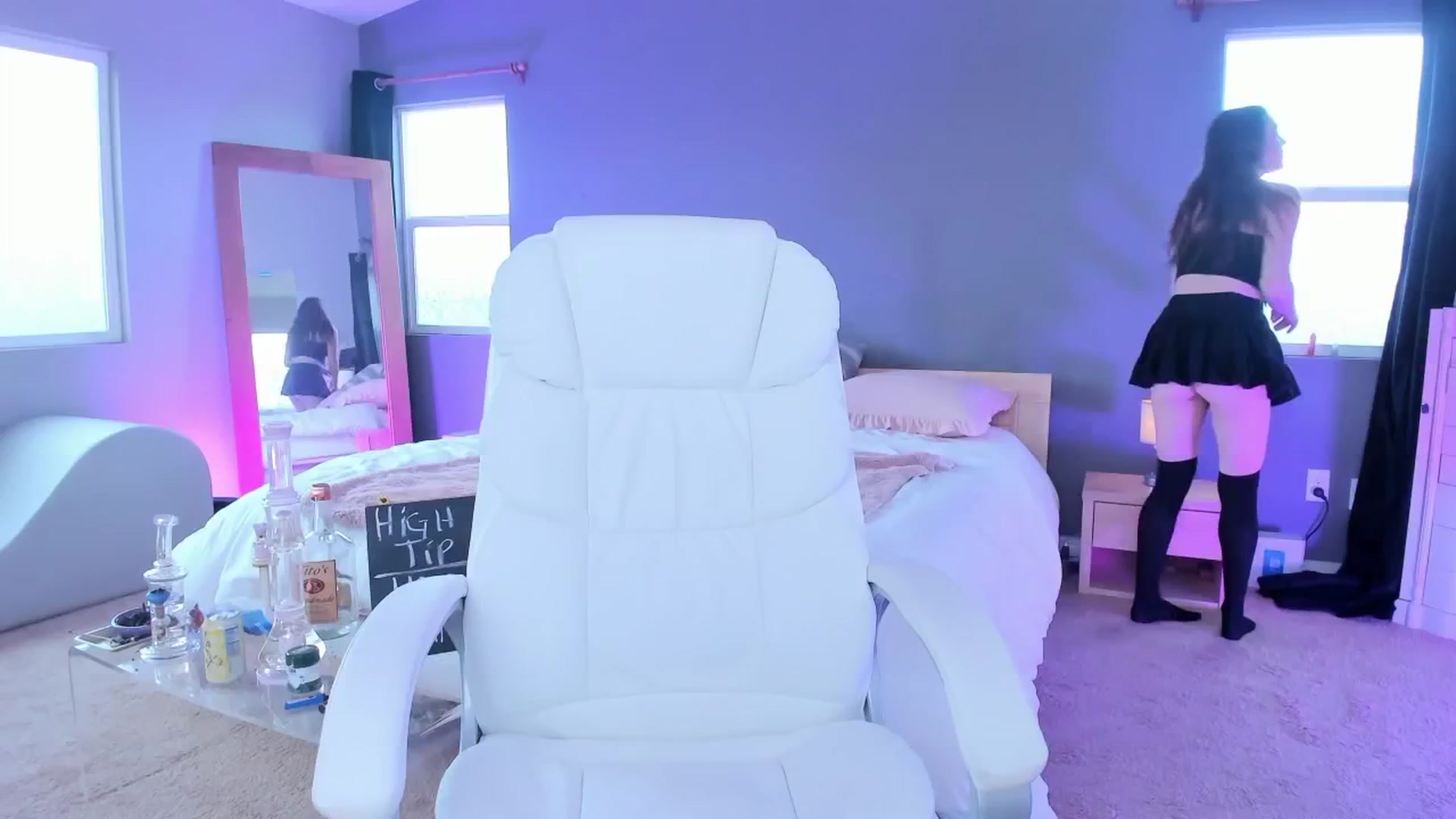 Gallery image thumbnail from CaliPassion's myfreecams stream on, 03/28/2025, 03:18 image 1 of 20