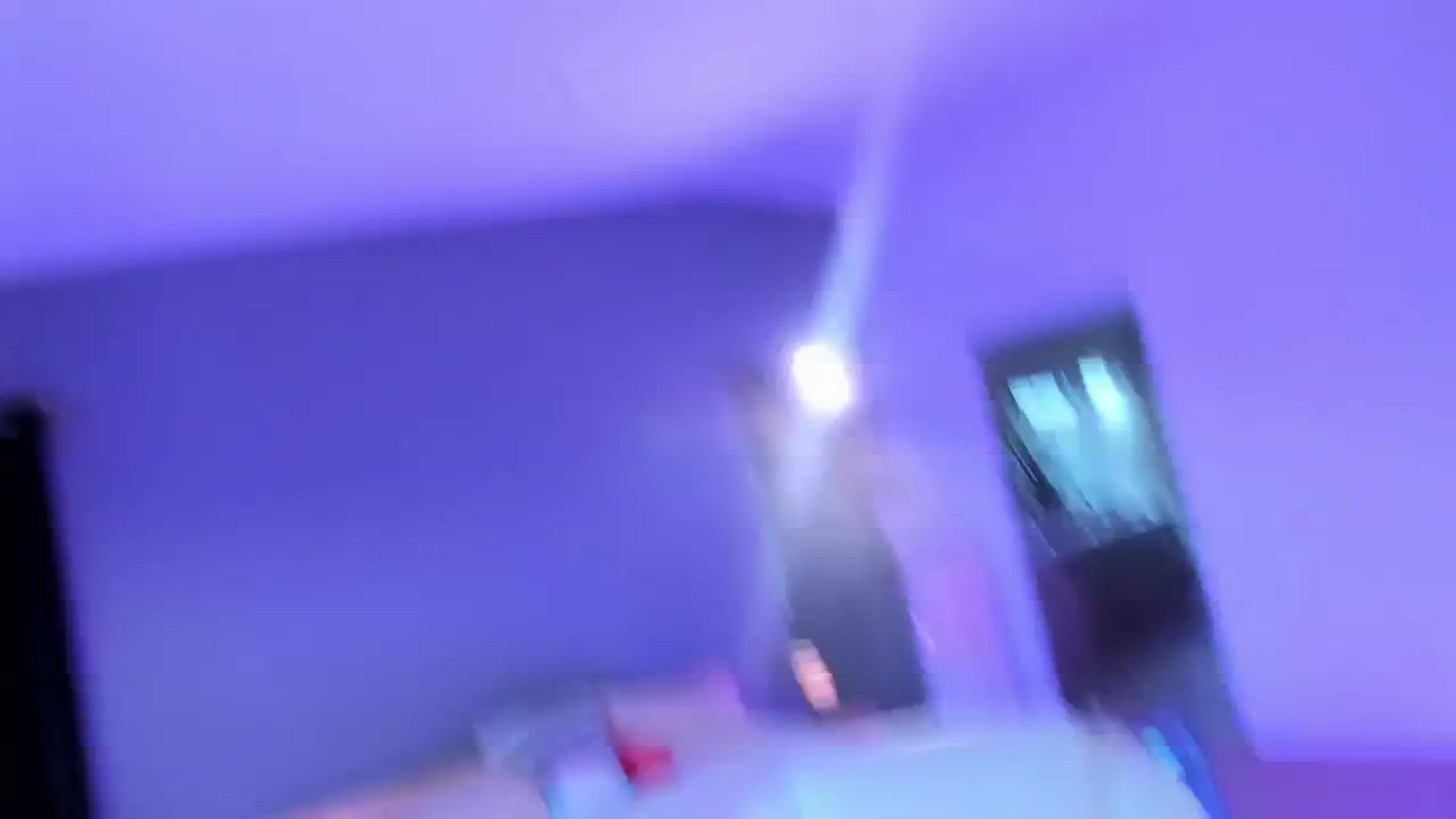 Gallery image thumbnail from CaliPassion's myfreecams stream on, 04/04/2025, 02:42 image 9 of 20