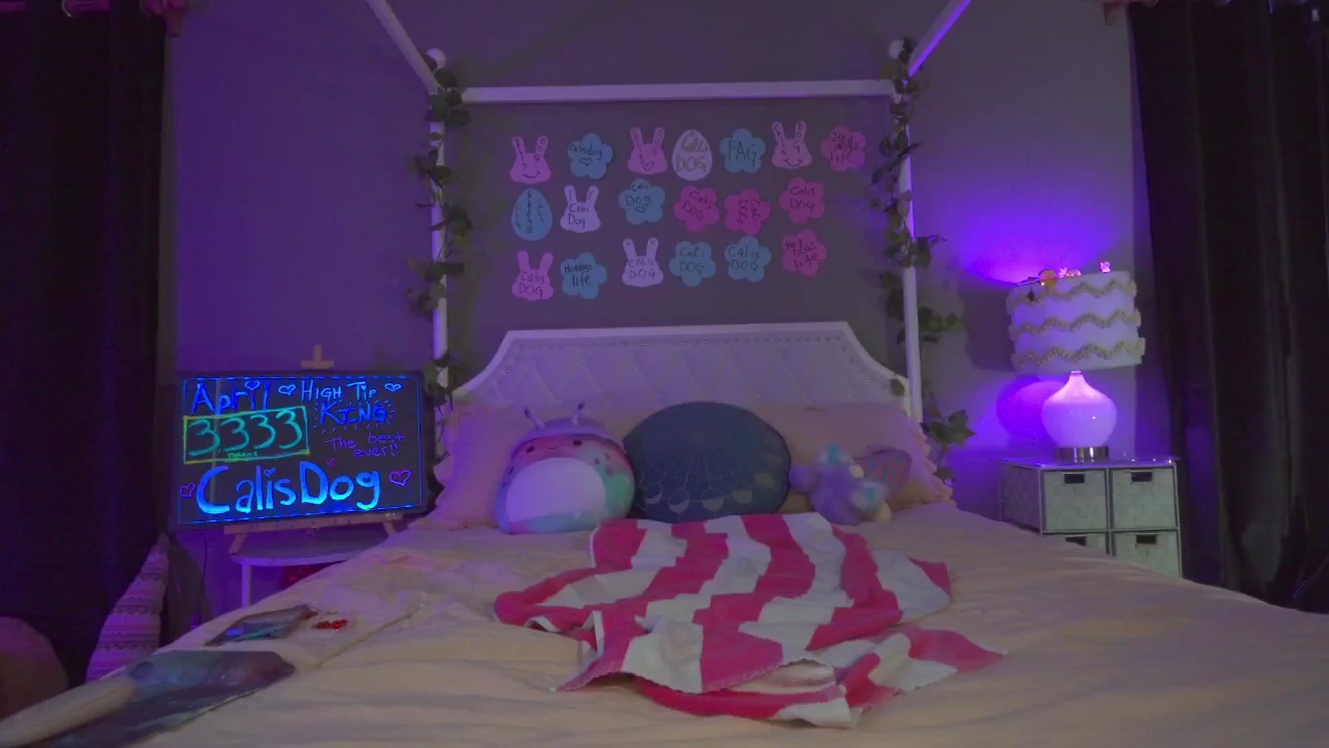 Gallery image thumbnail from CaliPassion's myfreecams stream on, 04/24/2025, 03:38 image 13 of 20