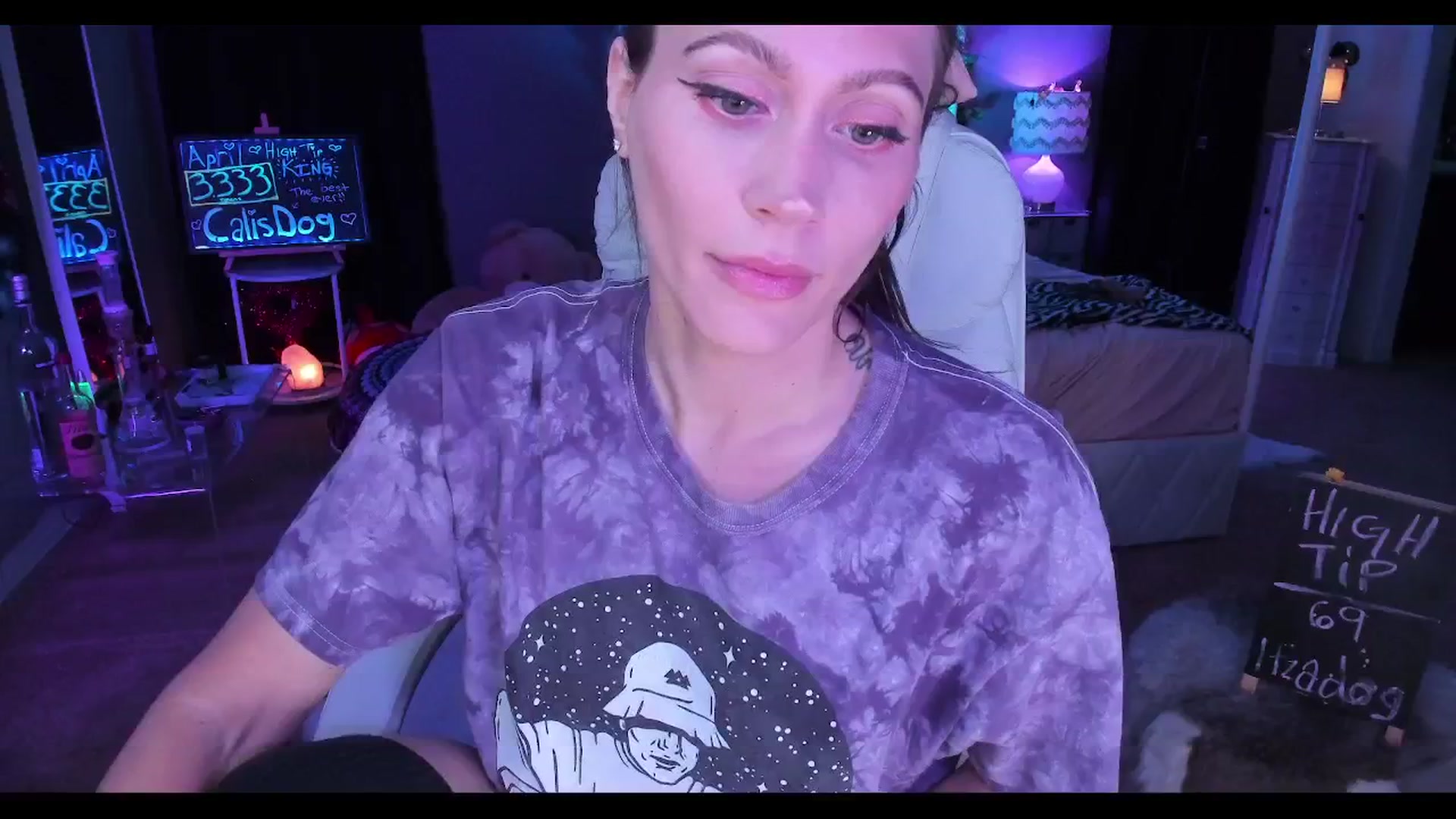 Gallery image thumbnail from CaliPassion's myfreecams stream on, 05/06/2025, 04:54 image 15 of 20