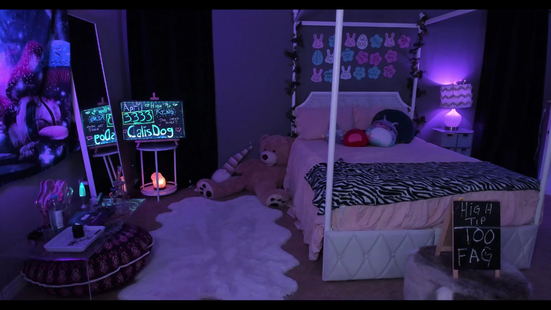 Gallery image thumbnail from CaliPassion's myfreecams stream on, 05/29/2025, 04:03 image 16 of 20